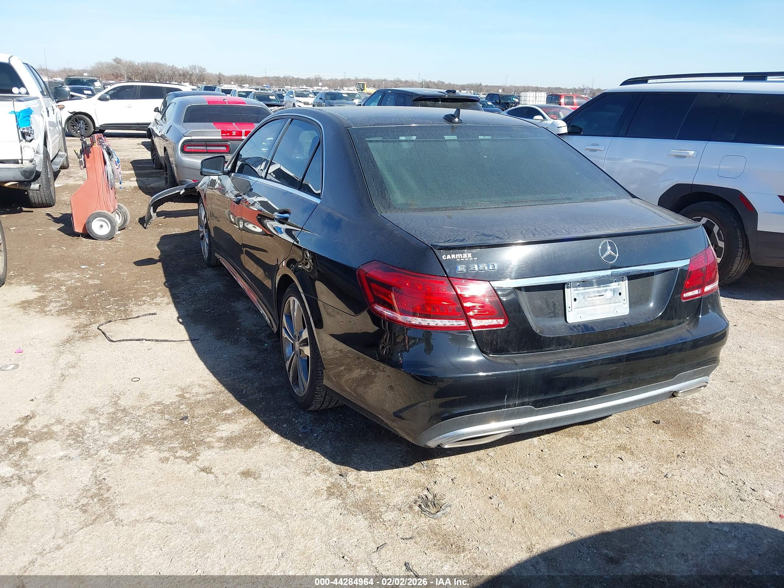 MERCEDES-BENZ E image 3