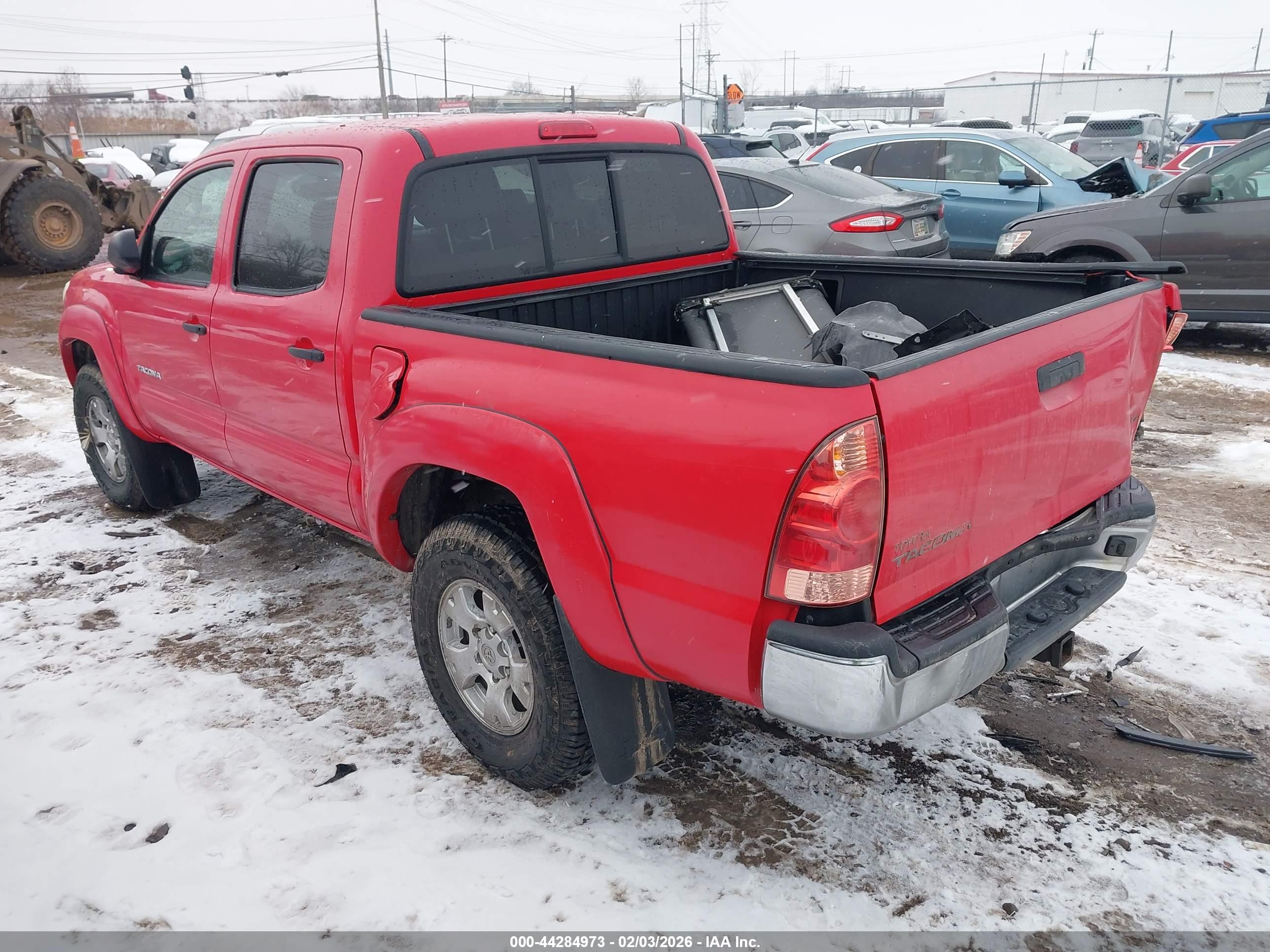 TOYOTA TACOMA image 3