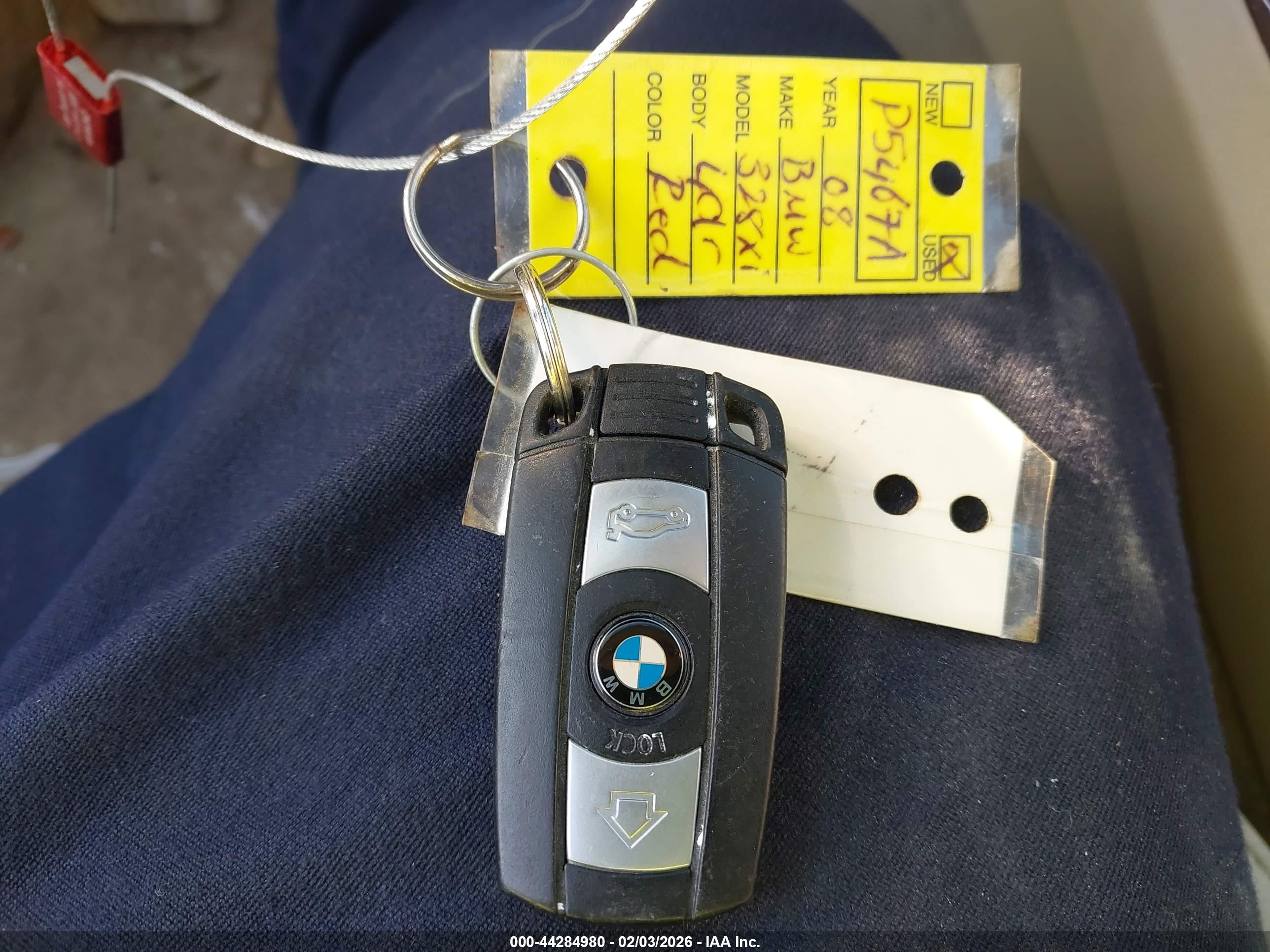 BMW 328XI image 11