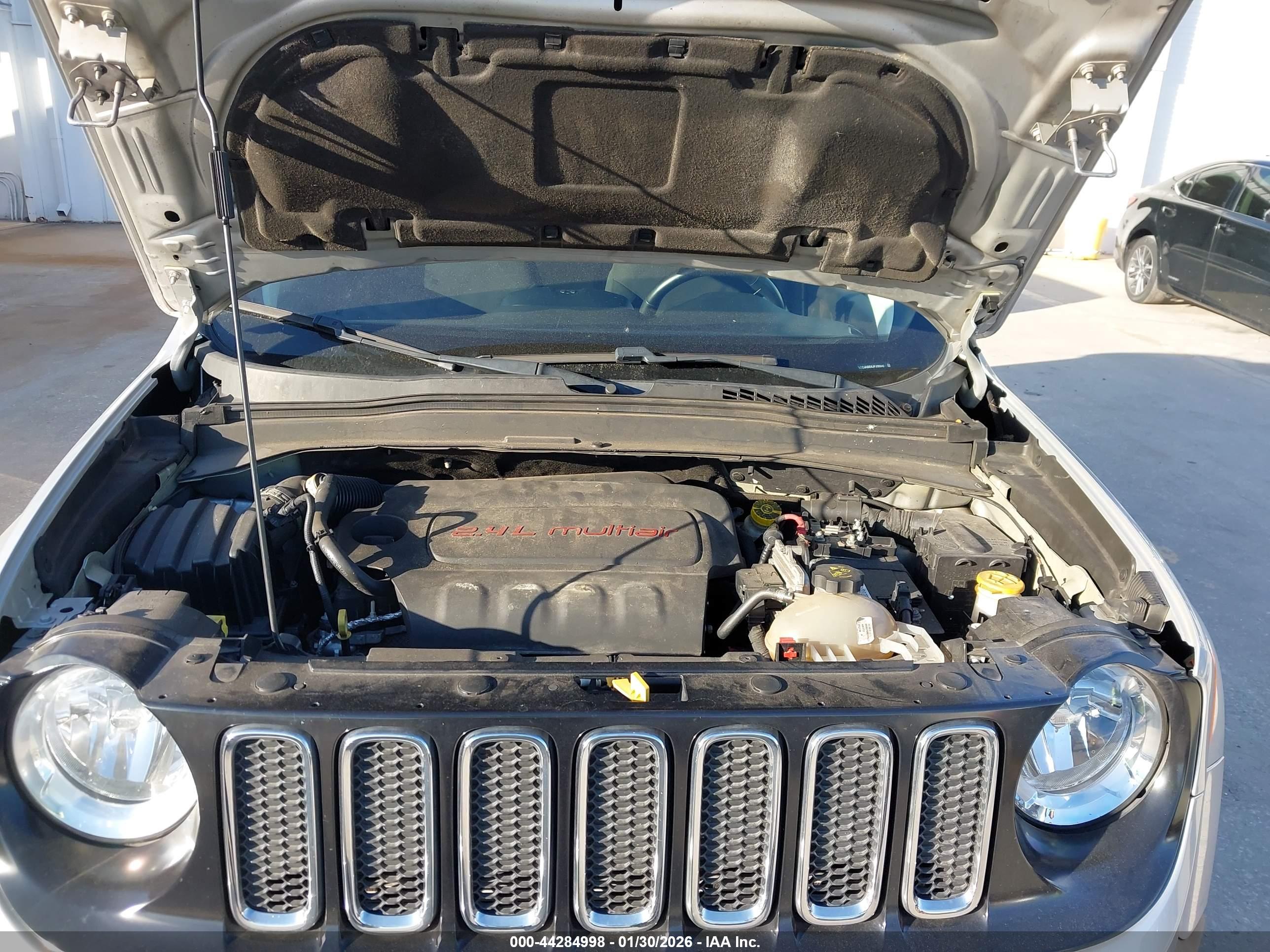 JEEP RENEGADE image 10