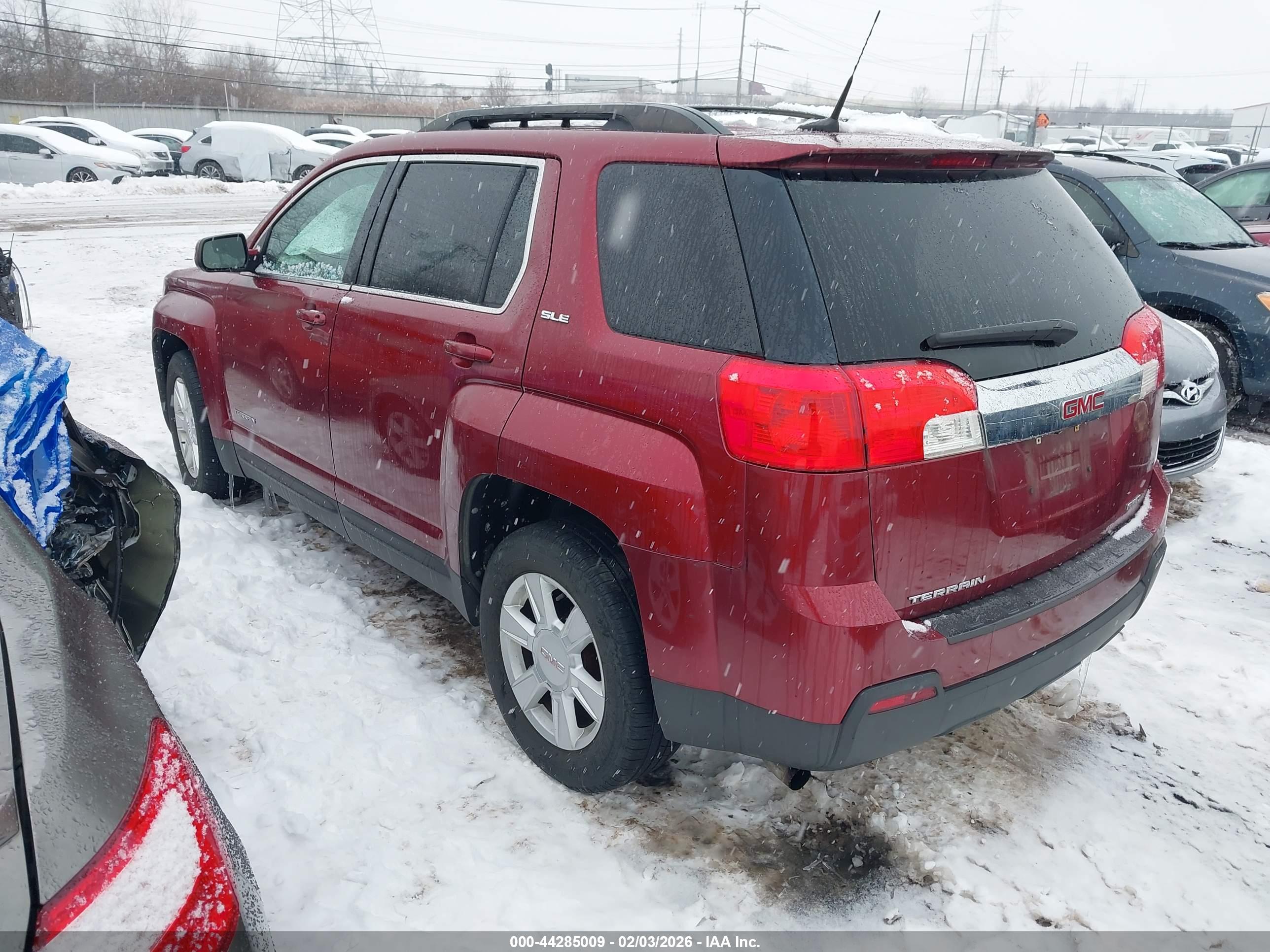 GMC TERRAIN image 3