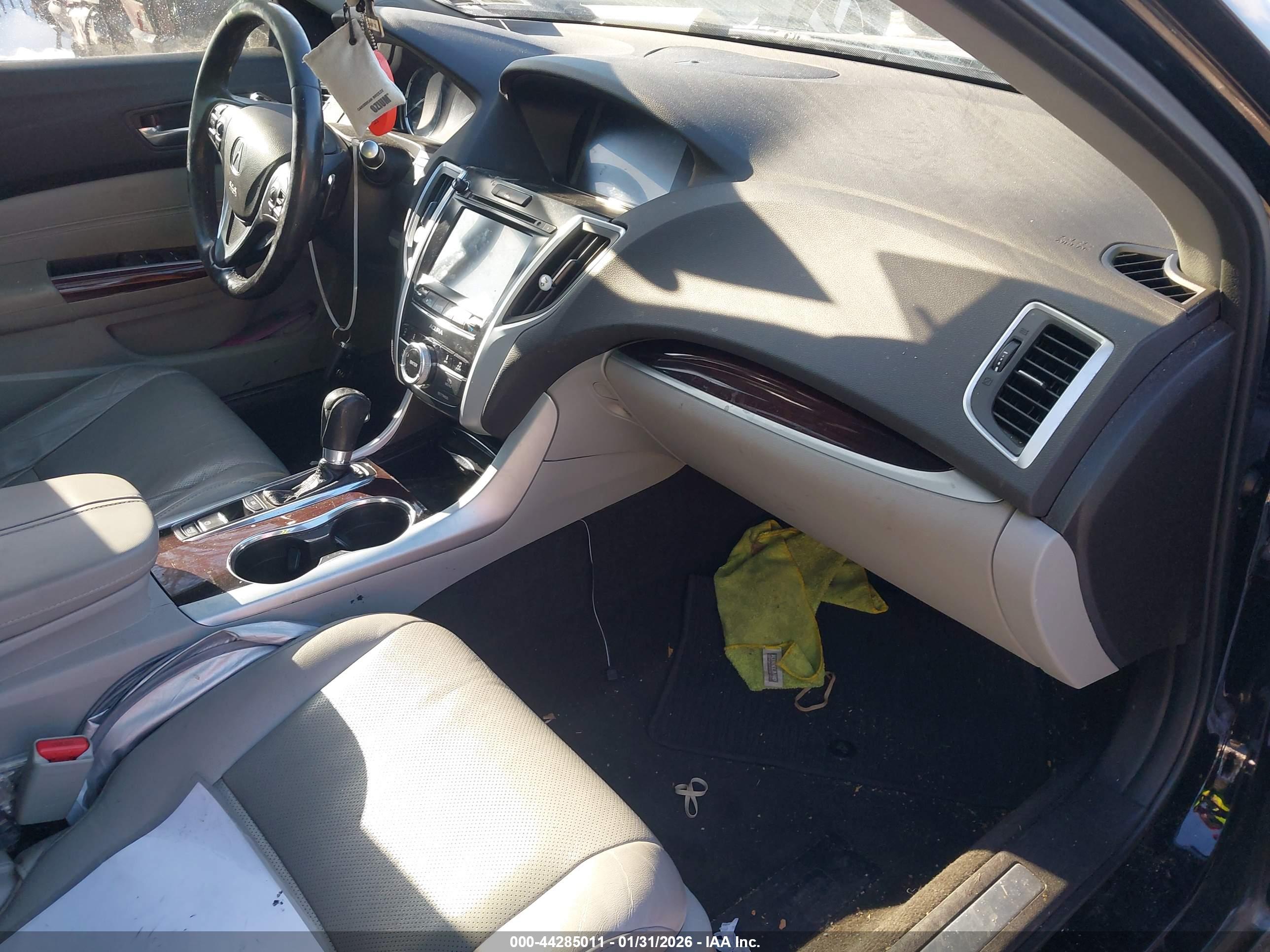 ACURA TLX image 5