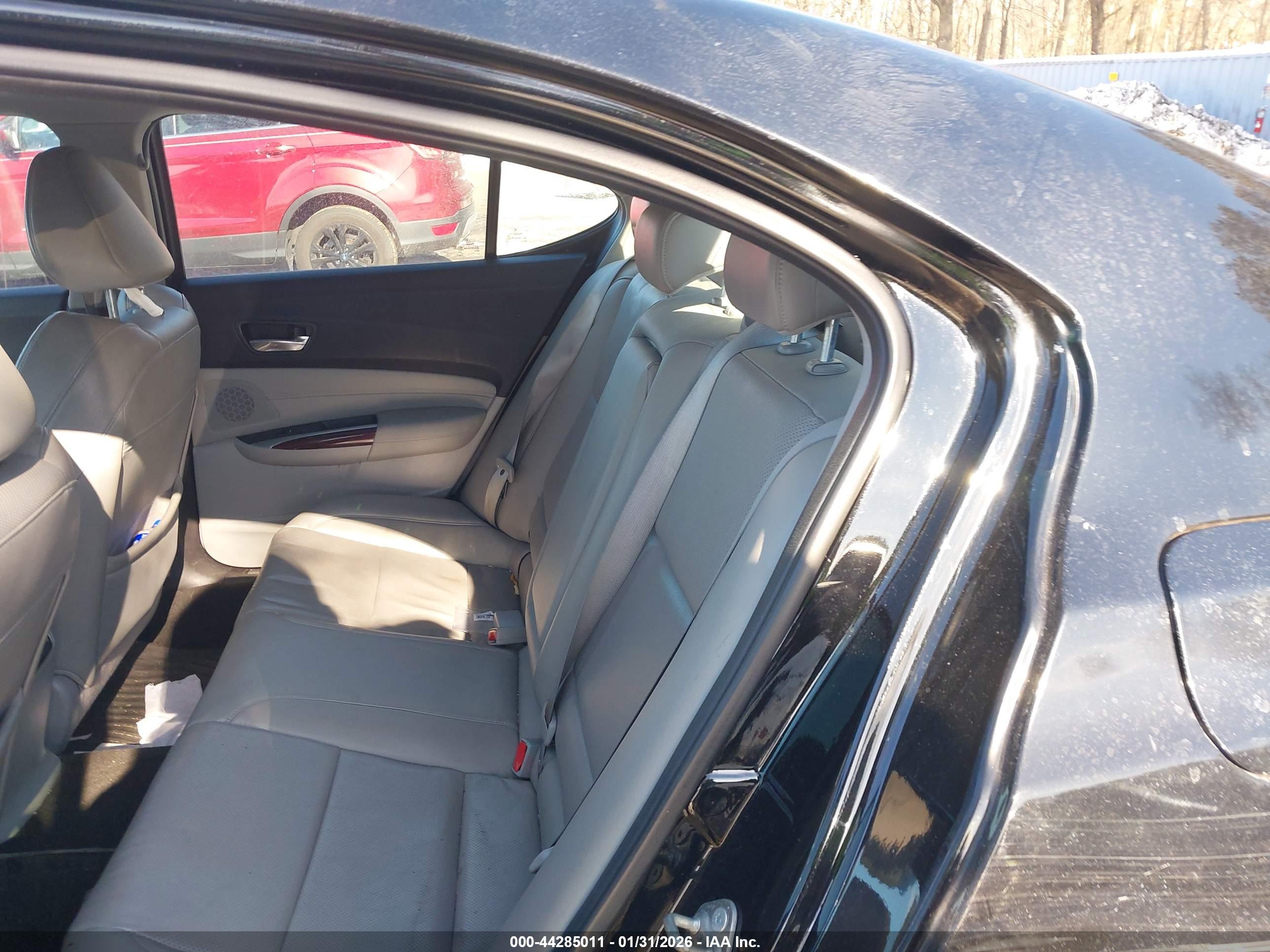 ACURA TLX image 8