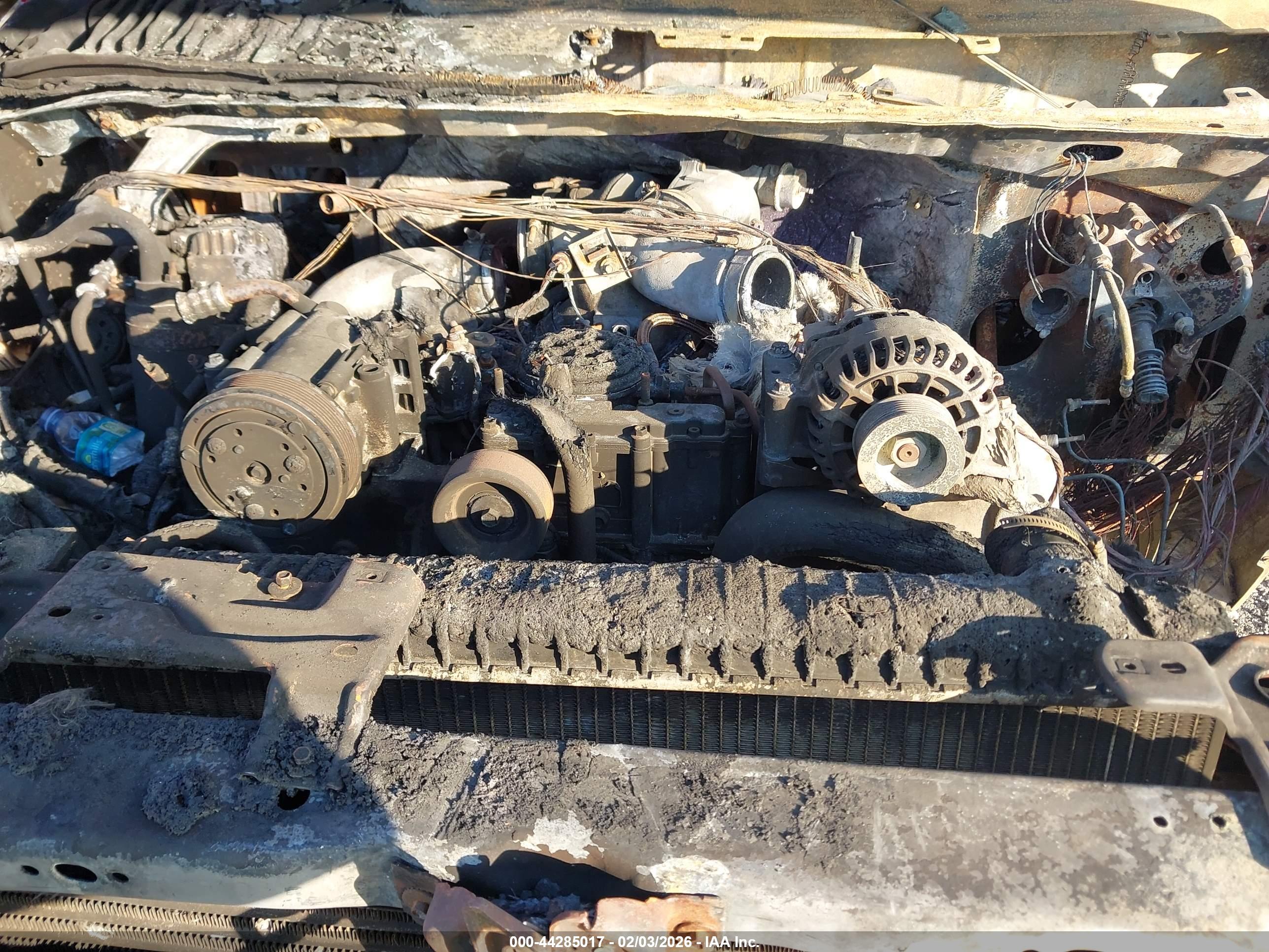 FORD F-550 image 10