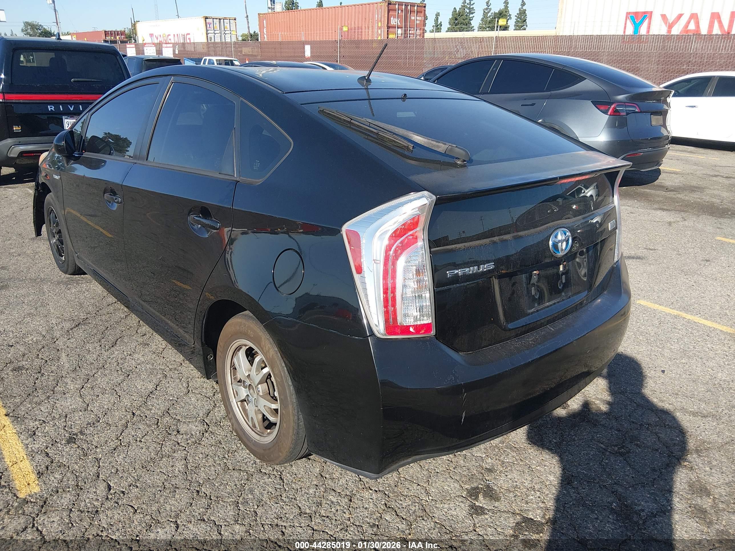 TOYOTA PRIUS image 3