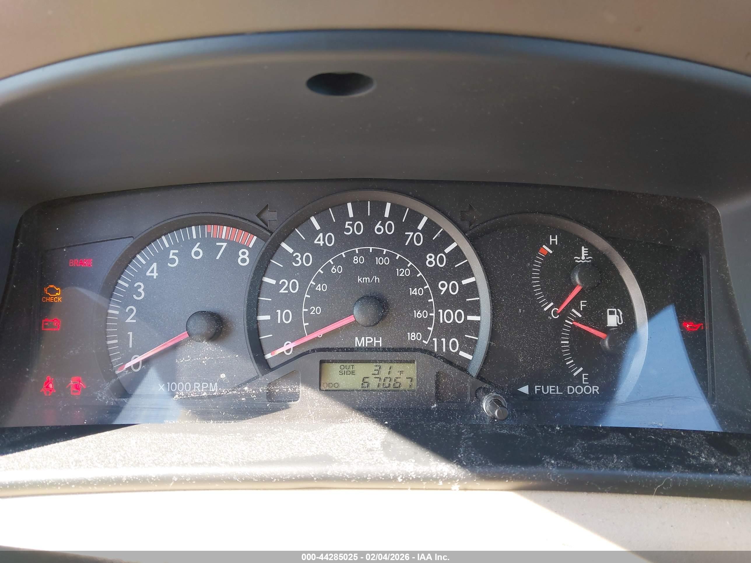TOYOTA COROLLA image 7