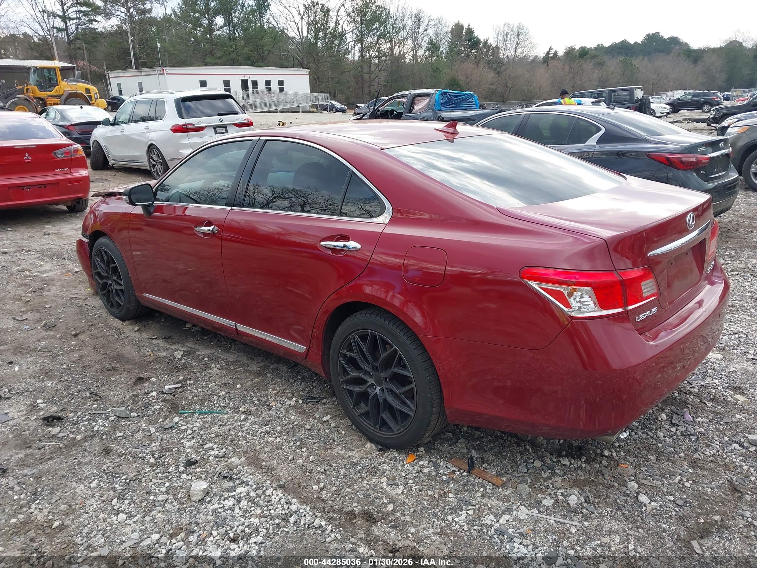 LEXUS ES image 3