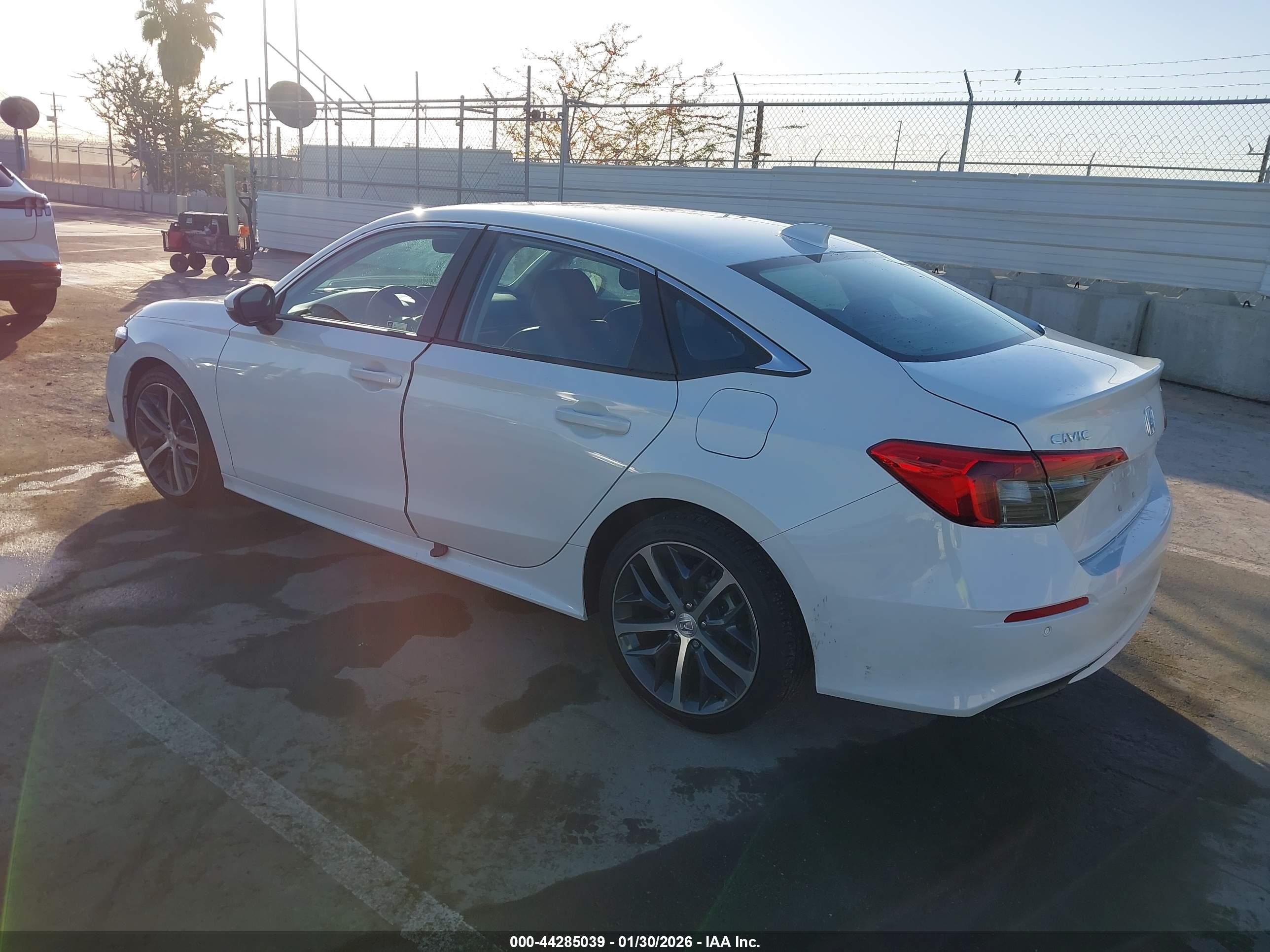 HONDA CIVIC image 3