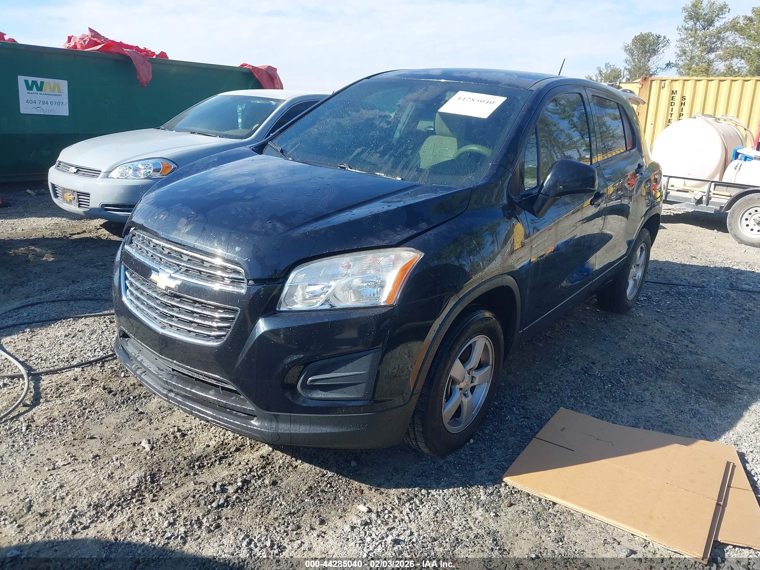 CHEVROLET TRAX image 2