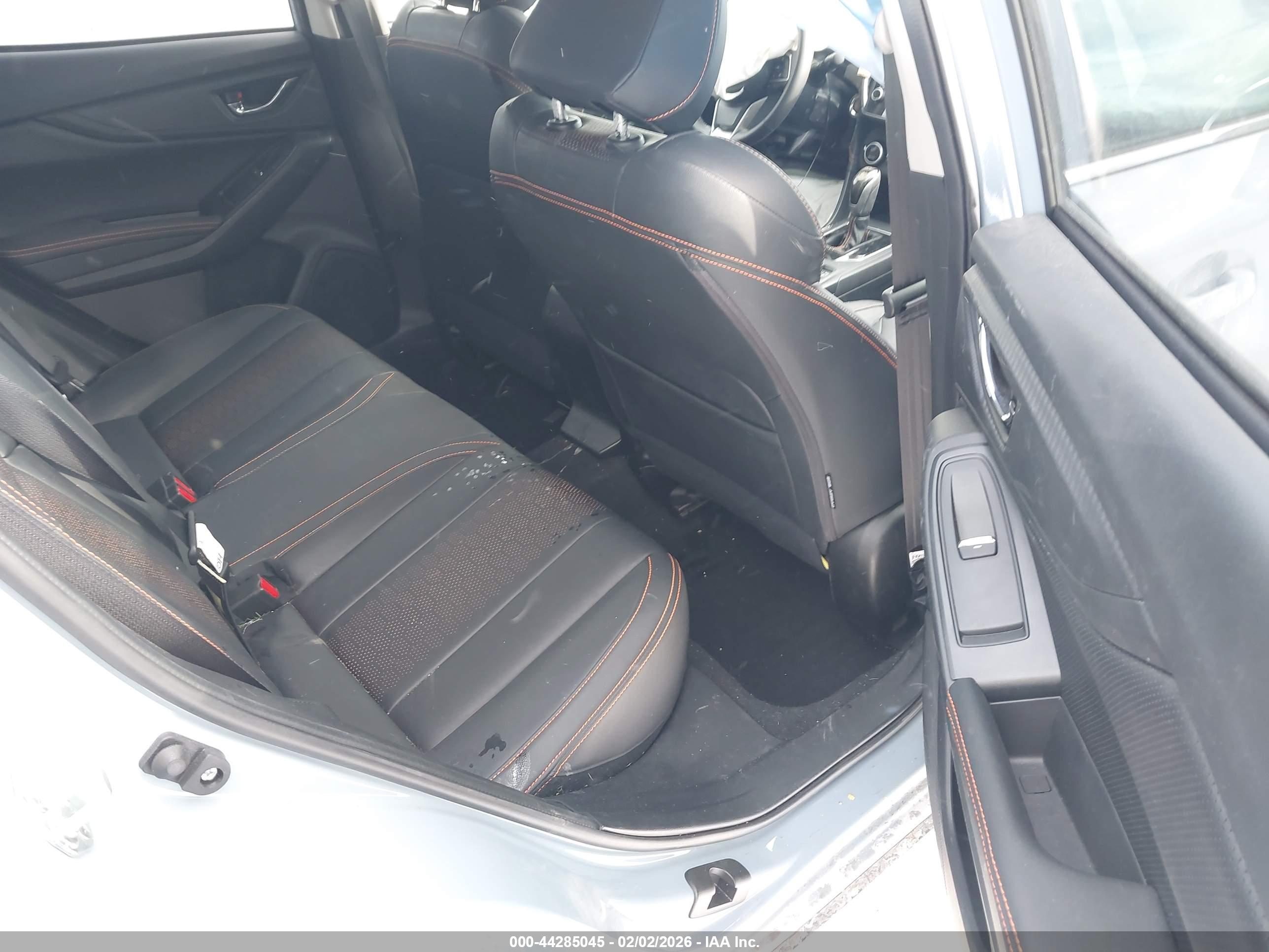SUBARU CROSSTREK image 8
