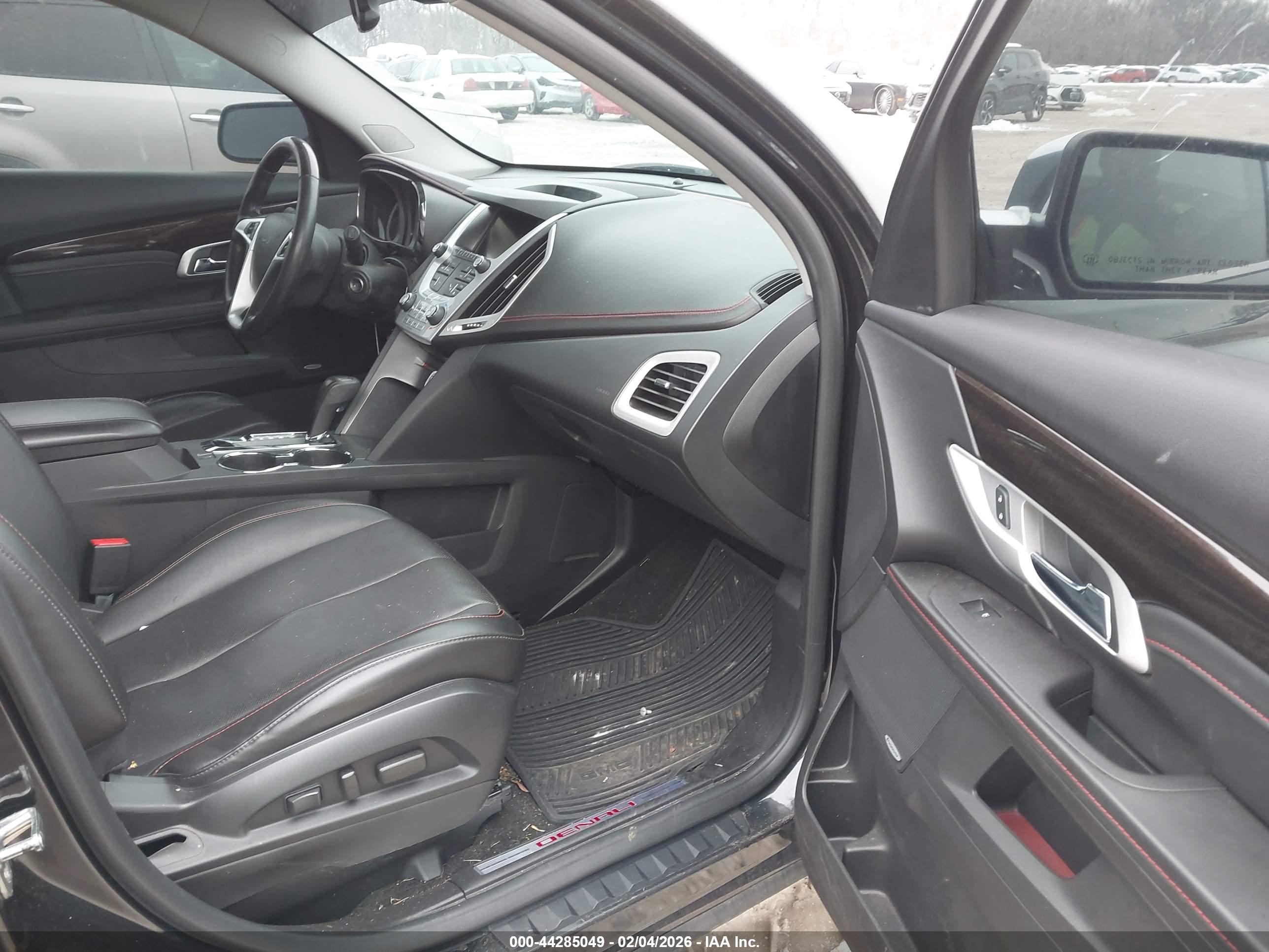 GMC TERRAIN image 5