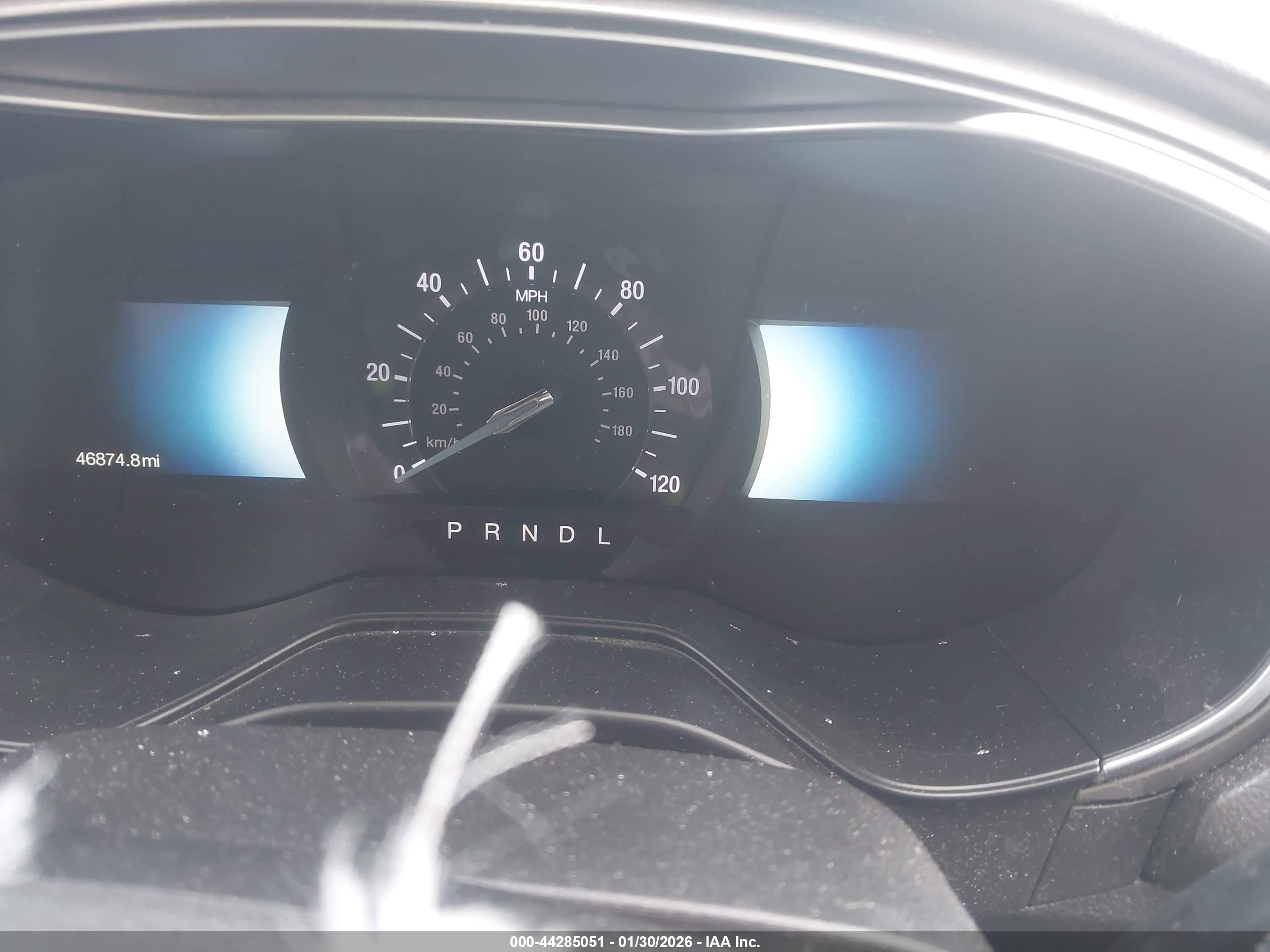 FORD FUSION image 7