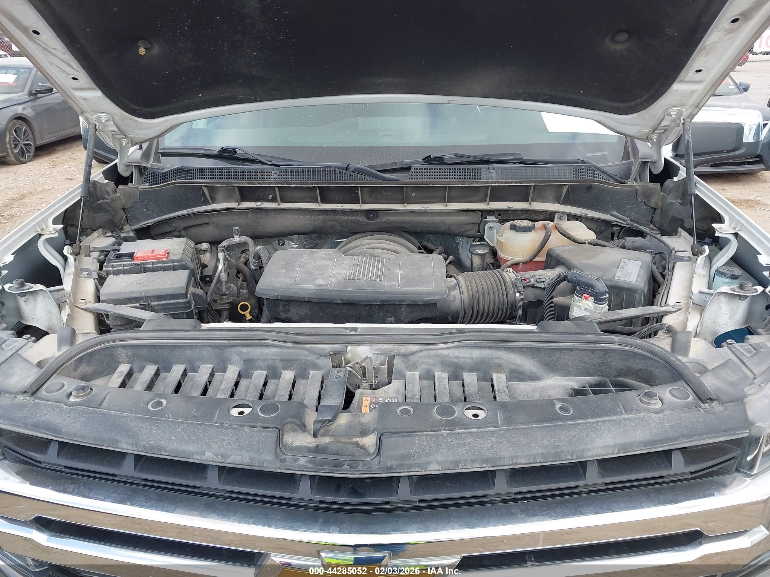 CHEVROLET SILVERADO image 10