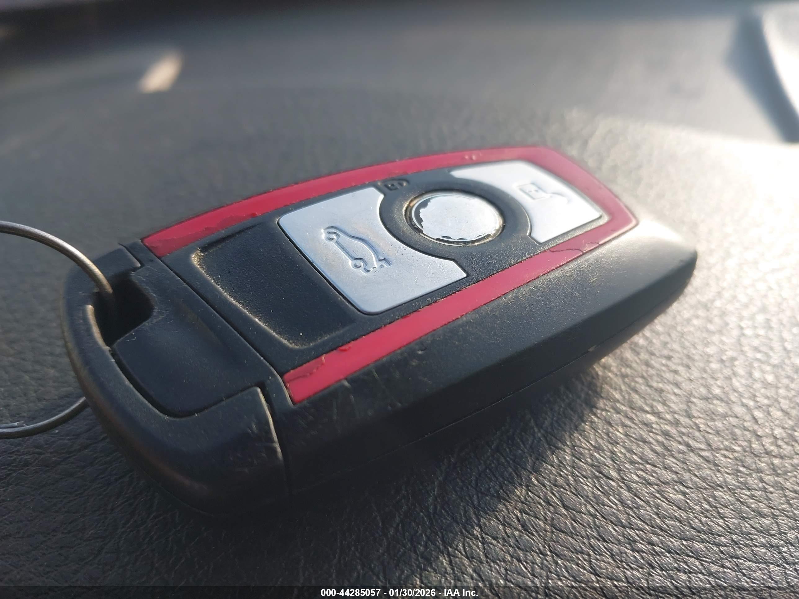 BMW 328I image 11