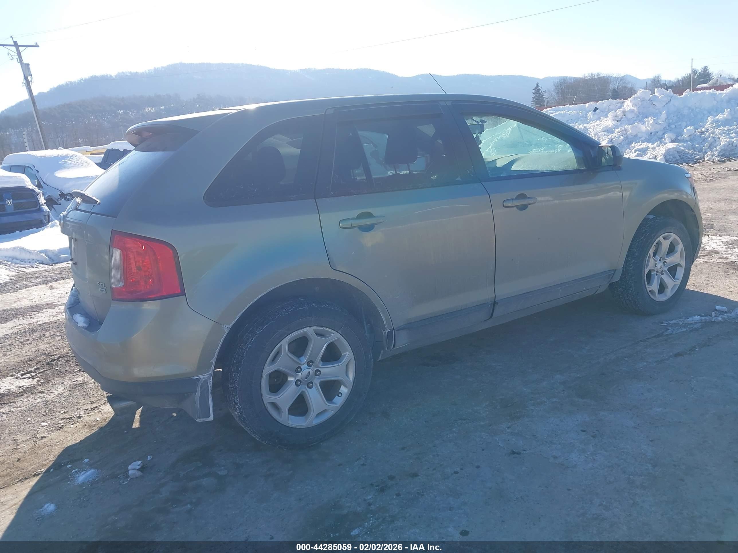 FORD EDGE image 4