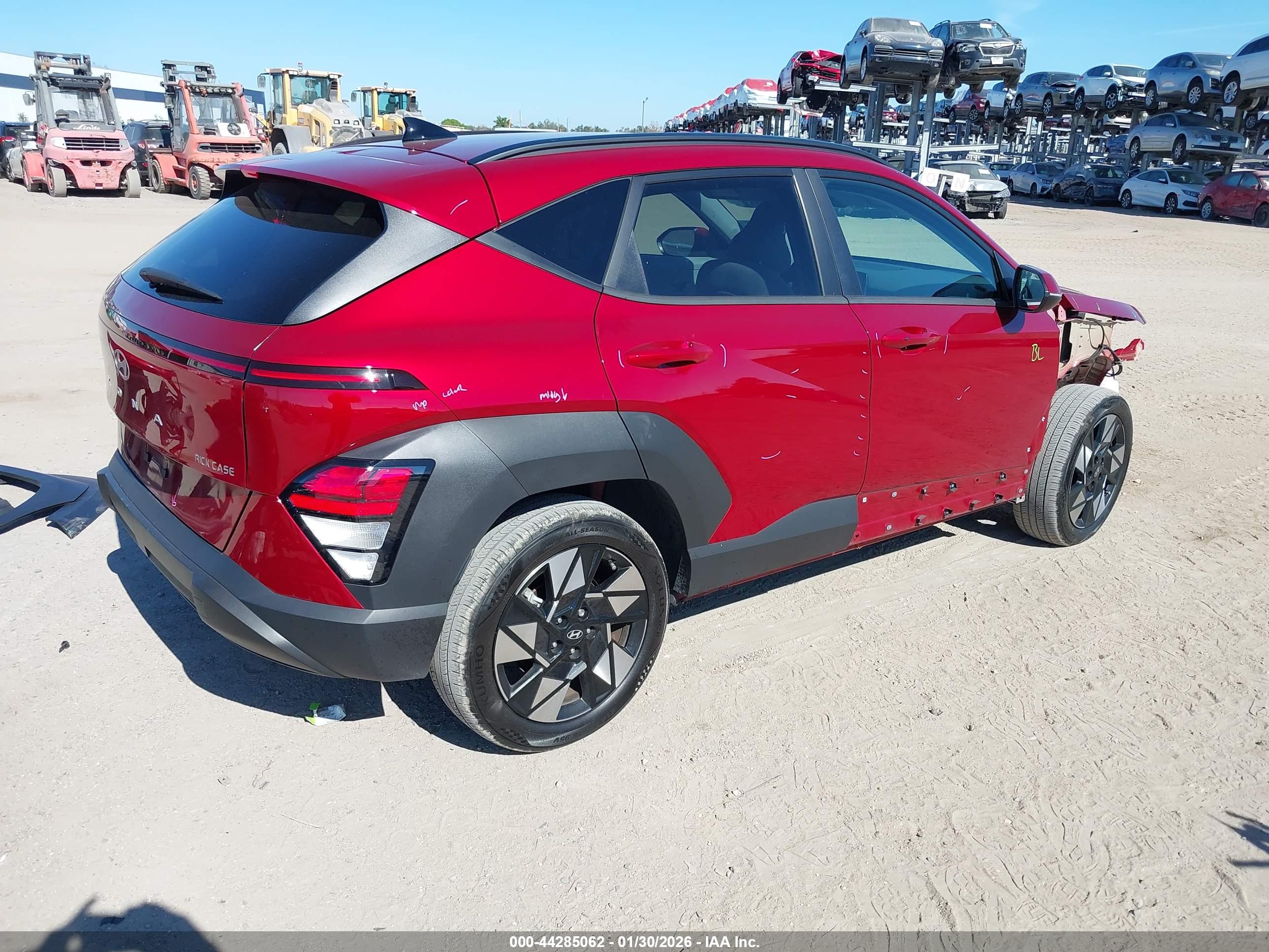 HYUNDAI KONA image 4