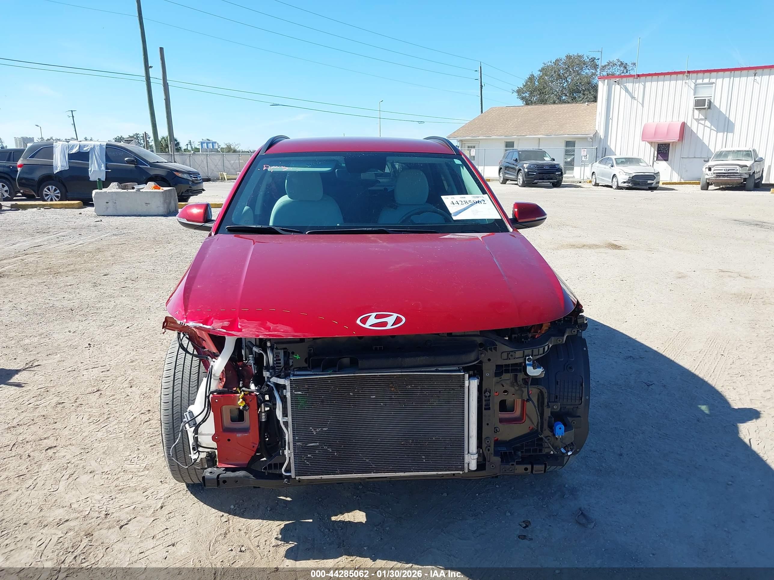 HYUNDAI KONA image 6