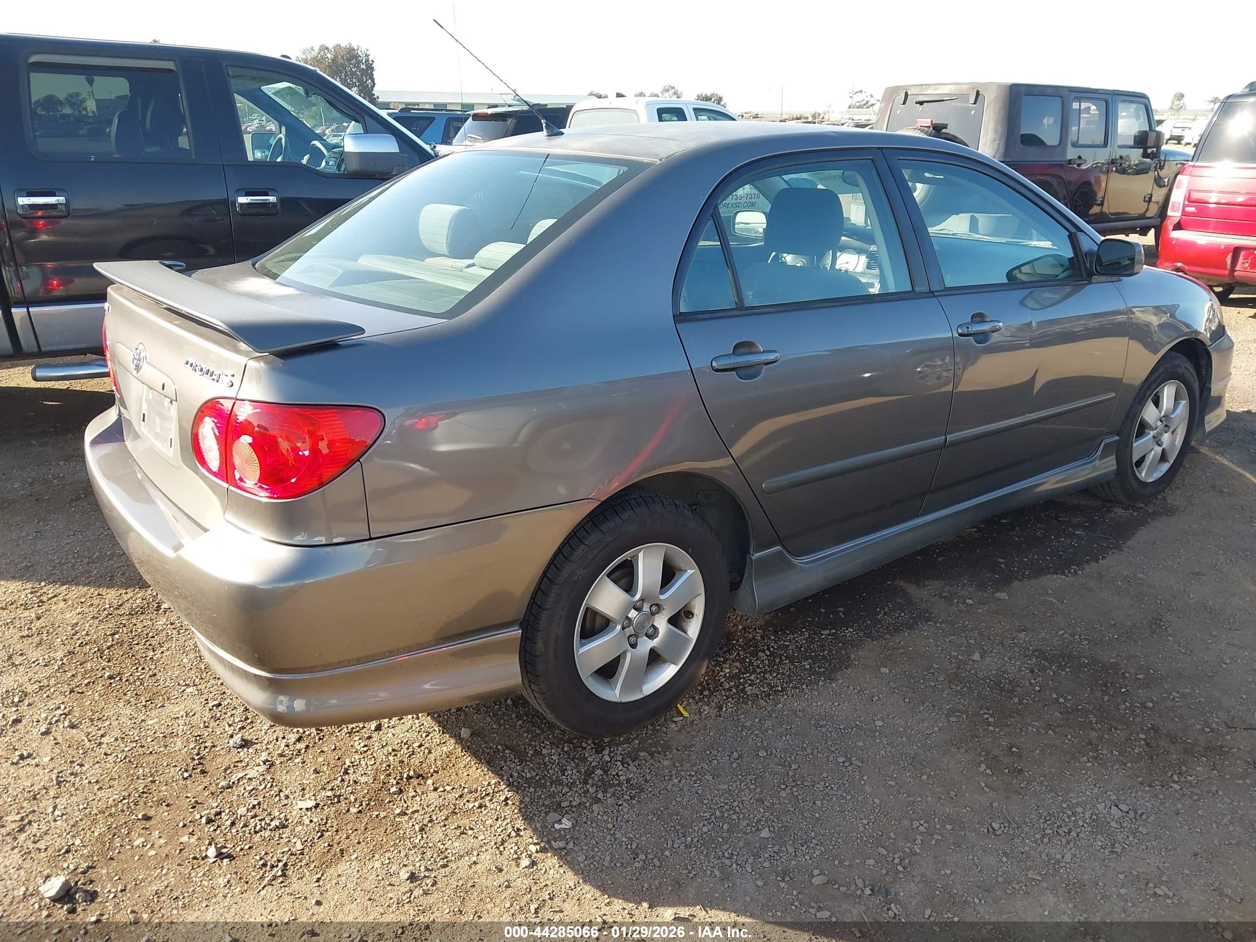 TOYOTA COROLLA image 4