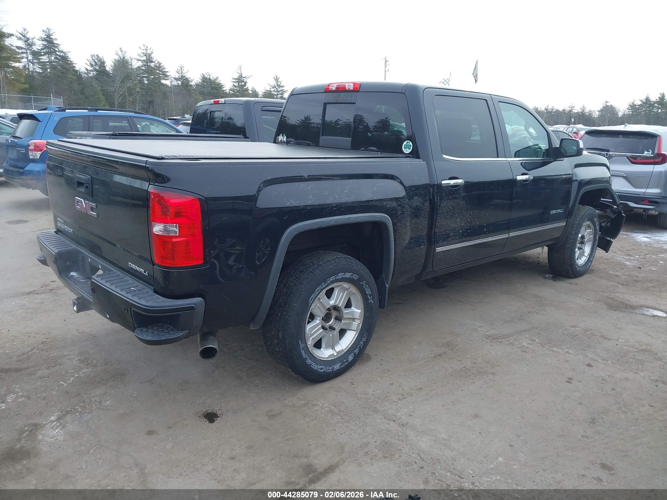 GMC SIERRA image 4