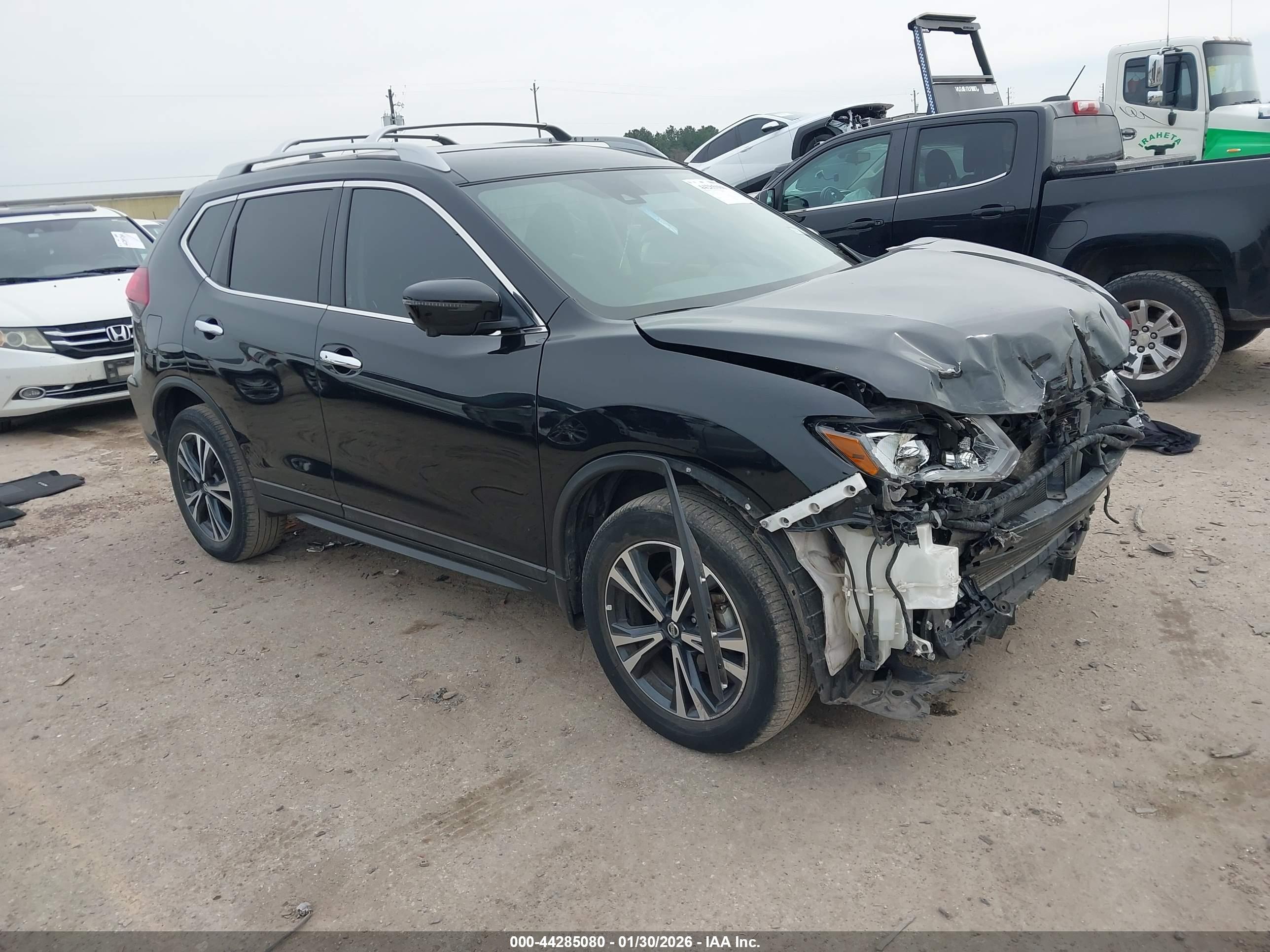 NISSAN ROGUE image 6