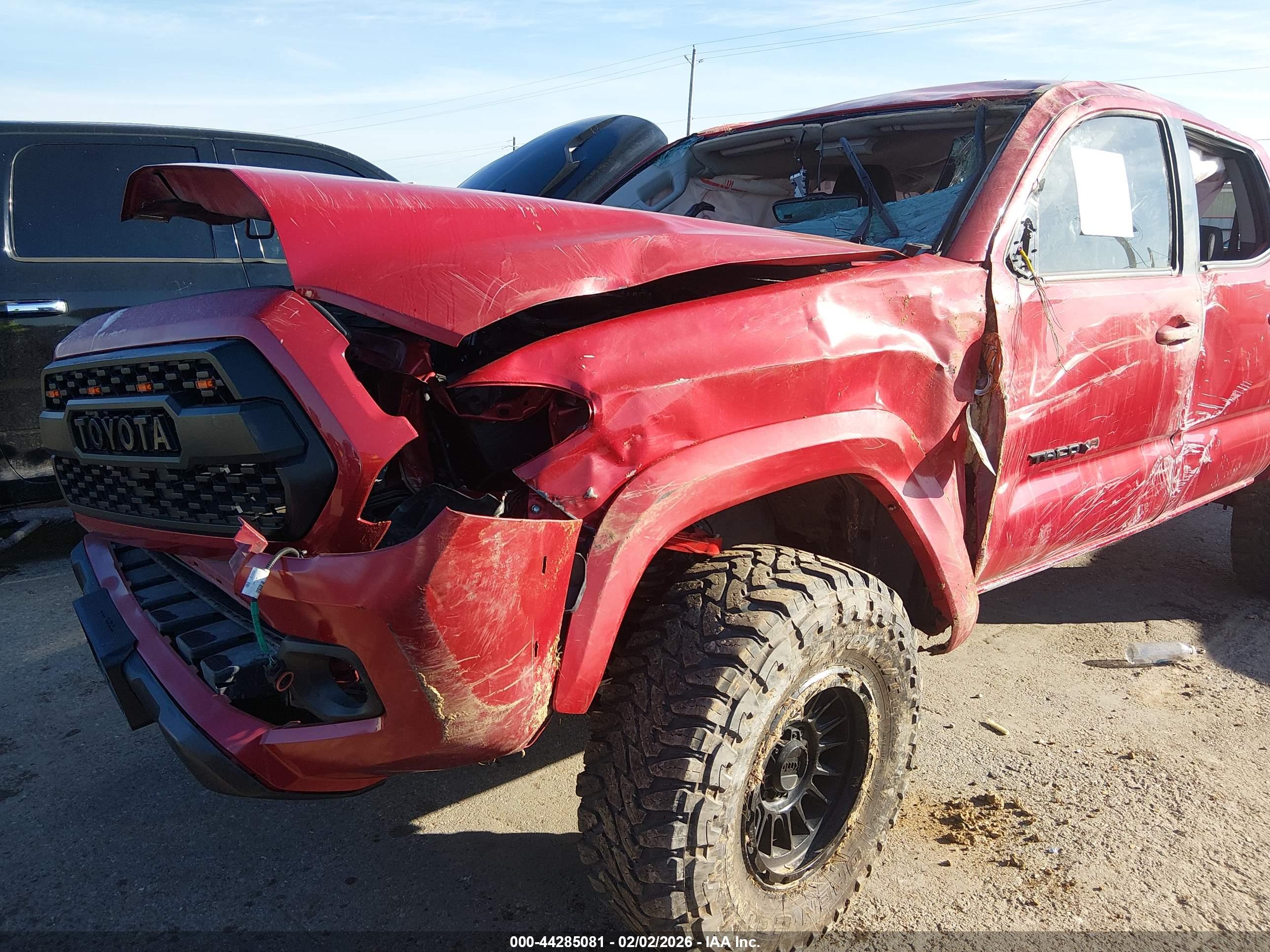 TOYOTA TACOMA image 6