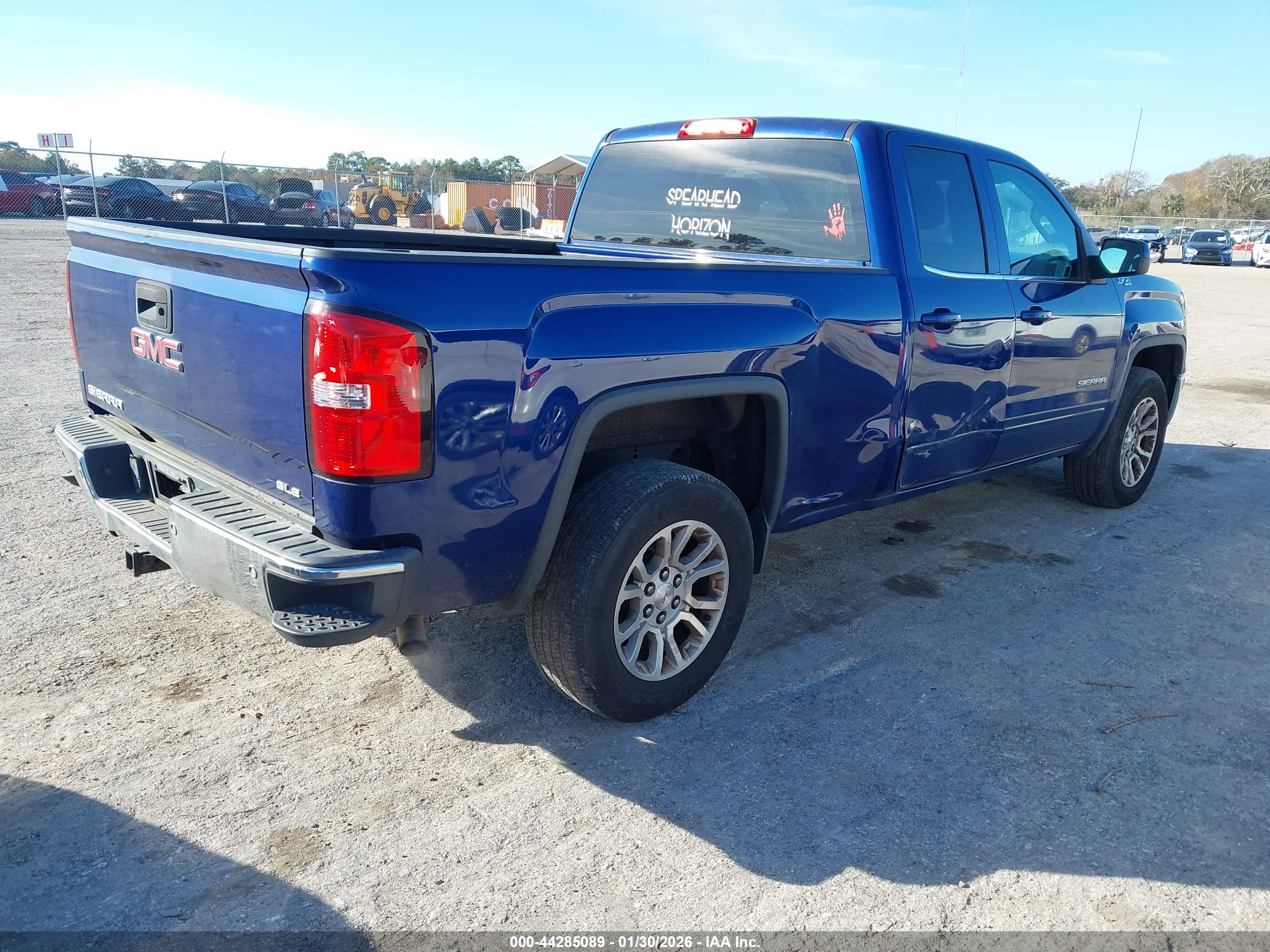 GMC SIERRA image 4