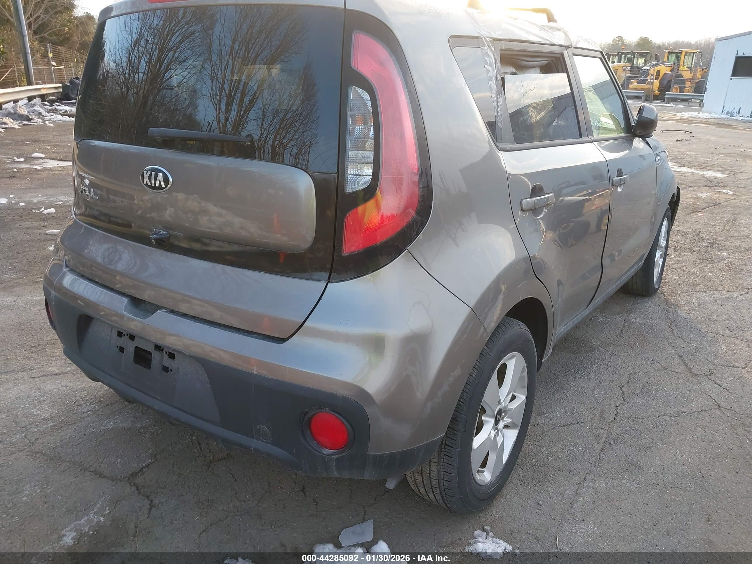 KIA SOUL image 4