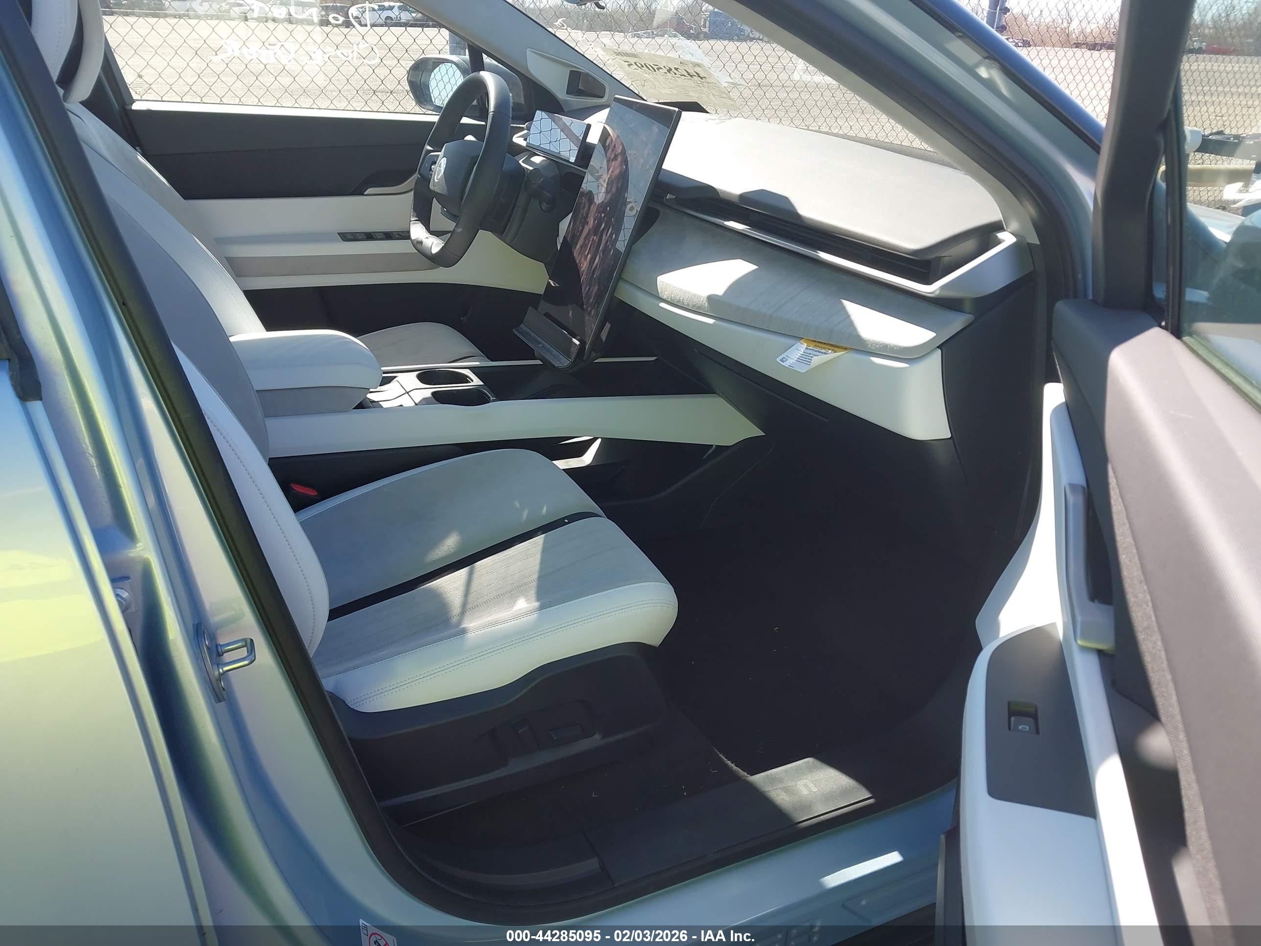 FISKER OCEAN image 5