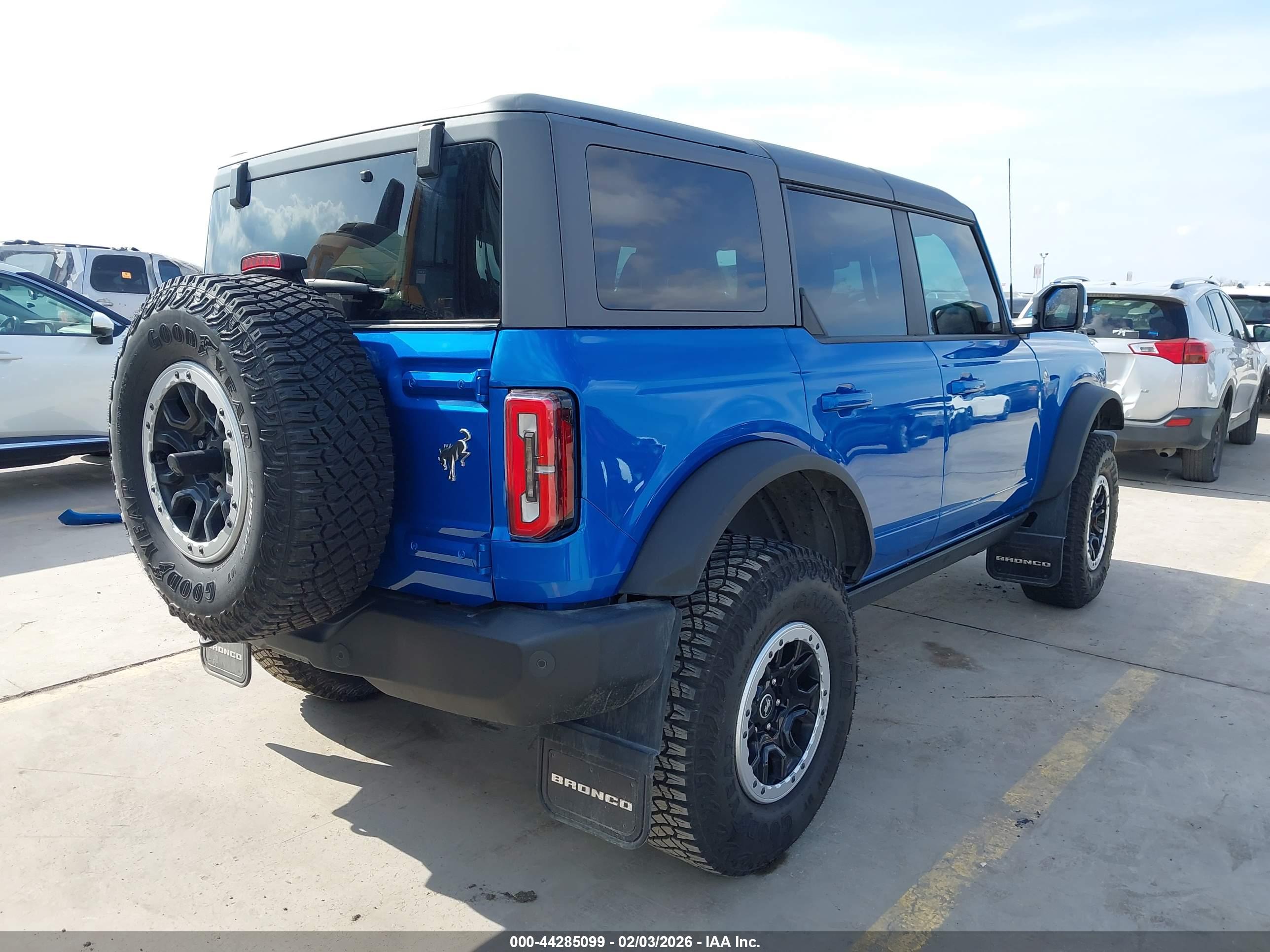 FORD BRONCO image 4