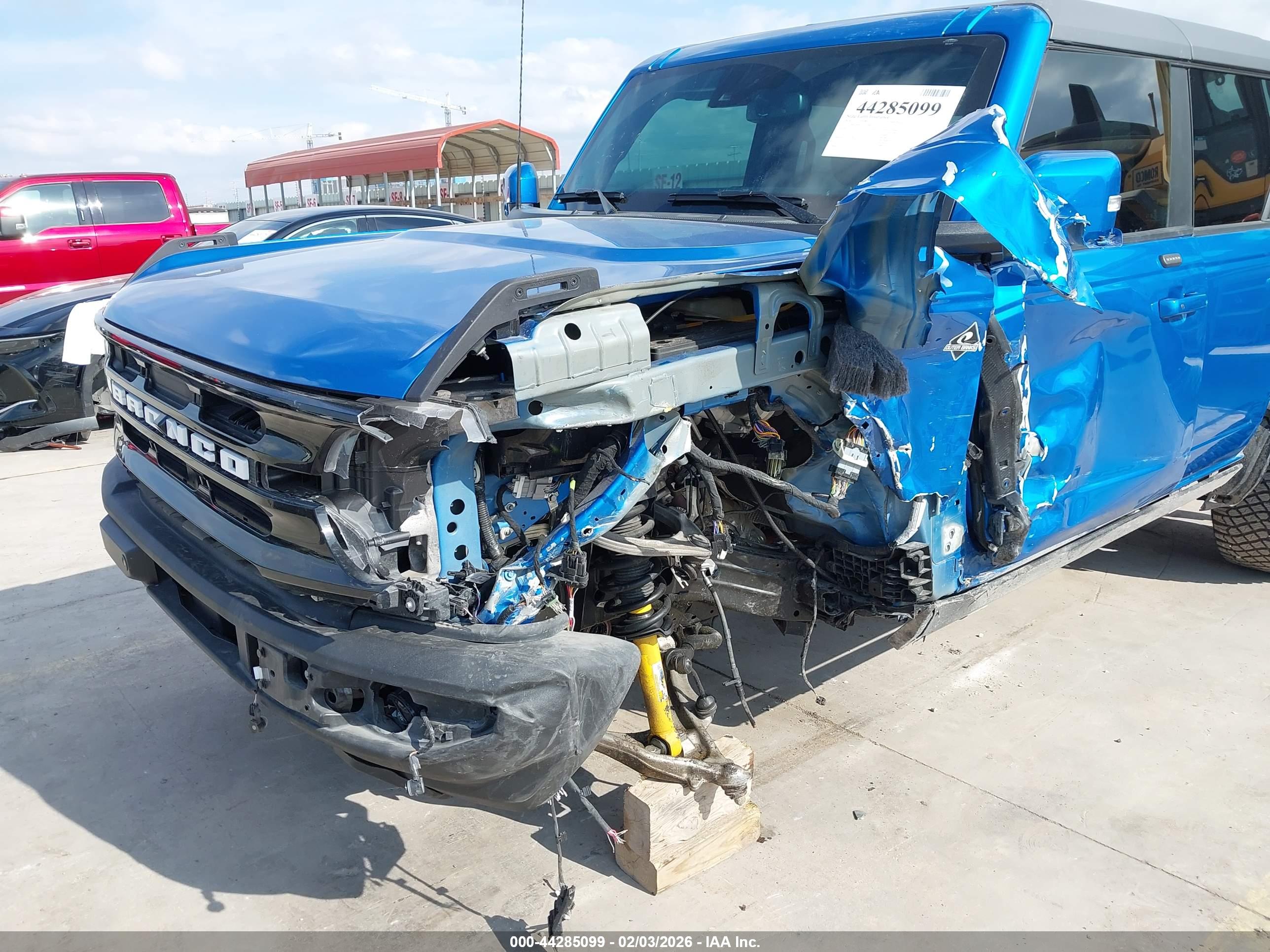 FORD BRONCO image 6