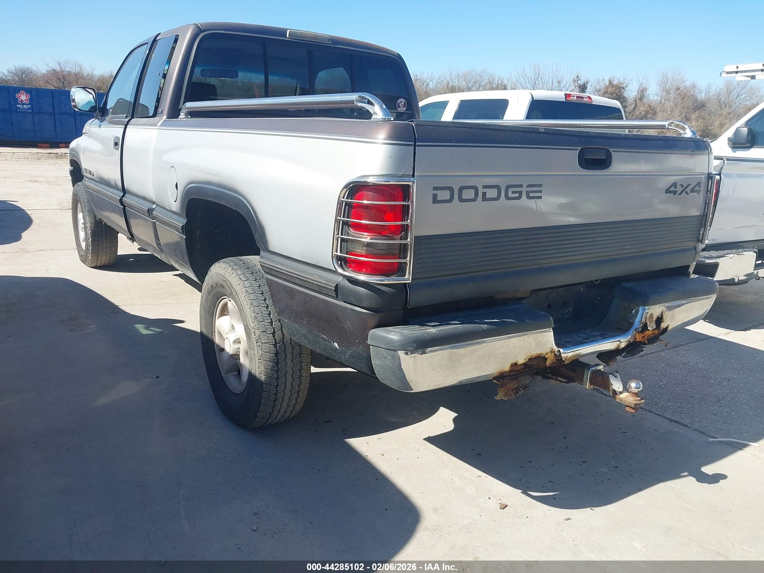 DODGE RAM image 3
