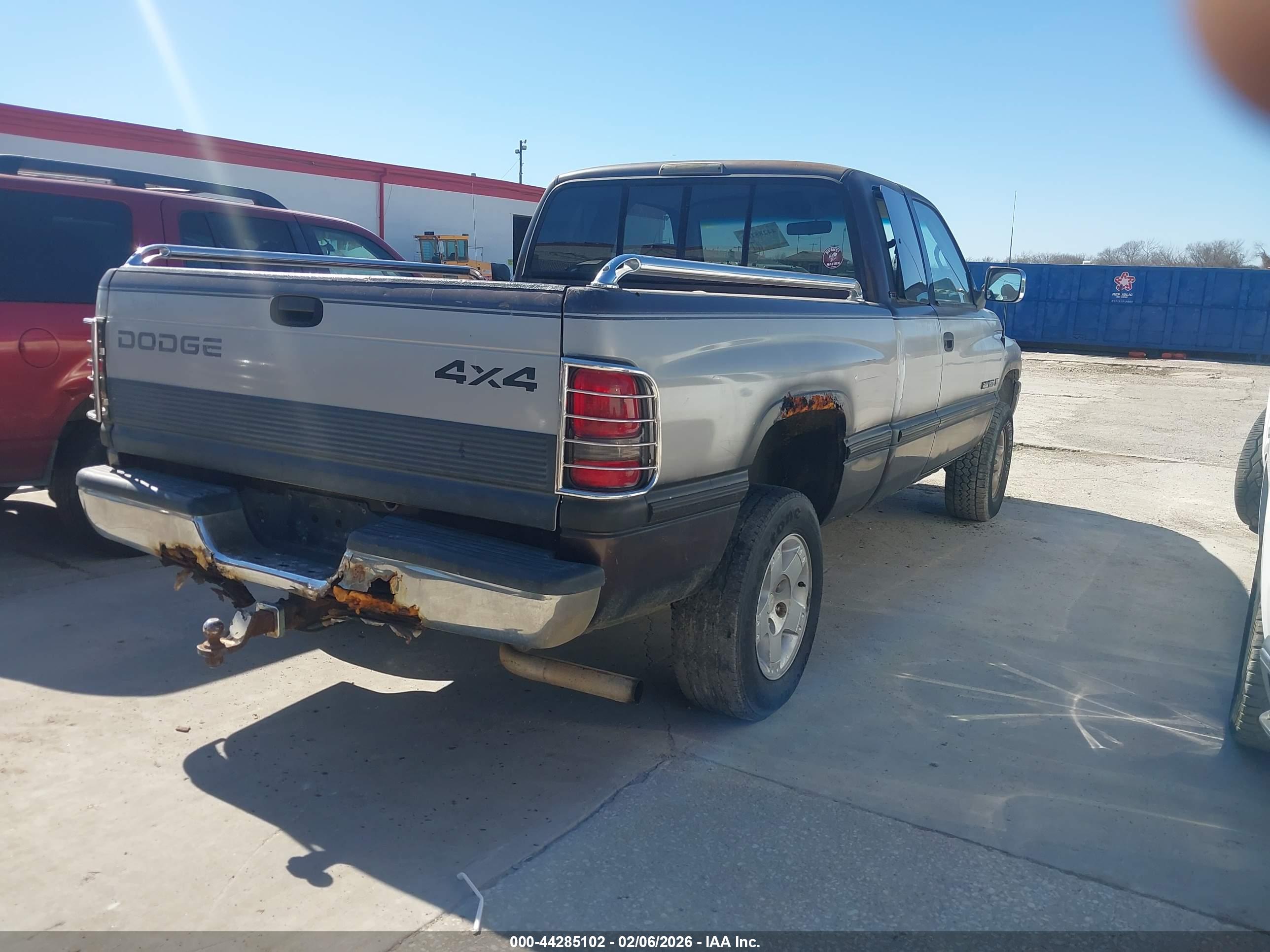 DODGE RAM image 4