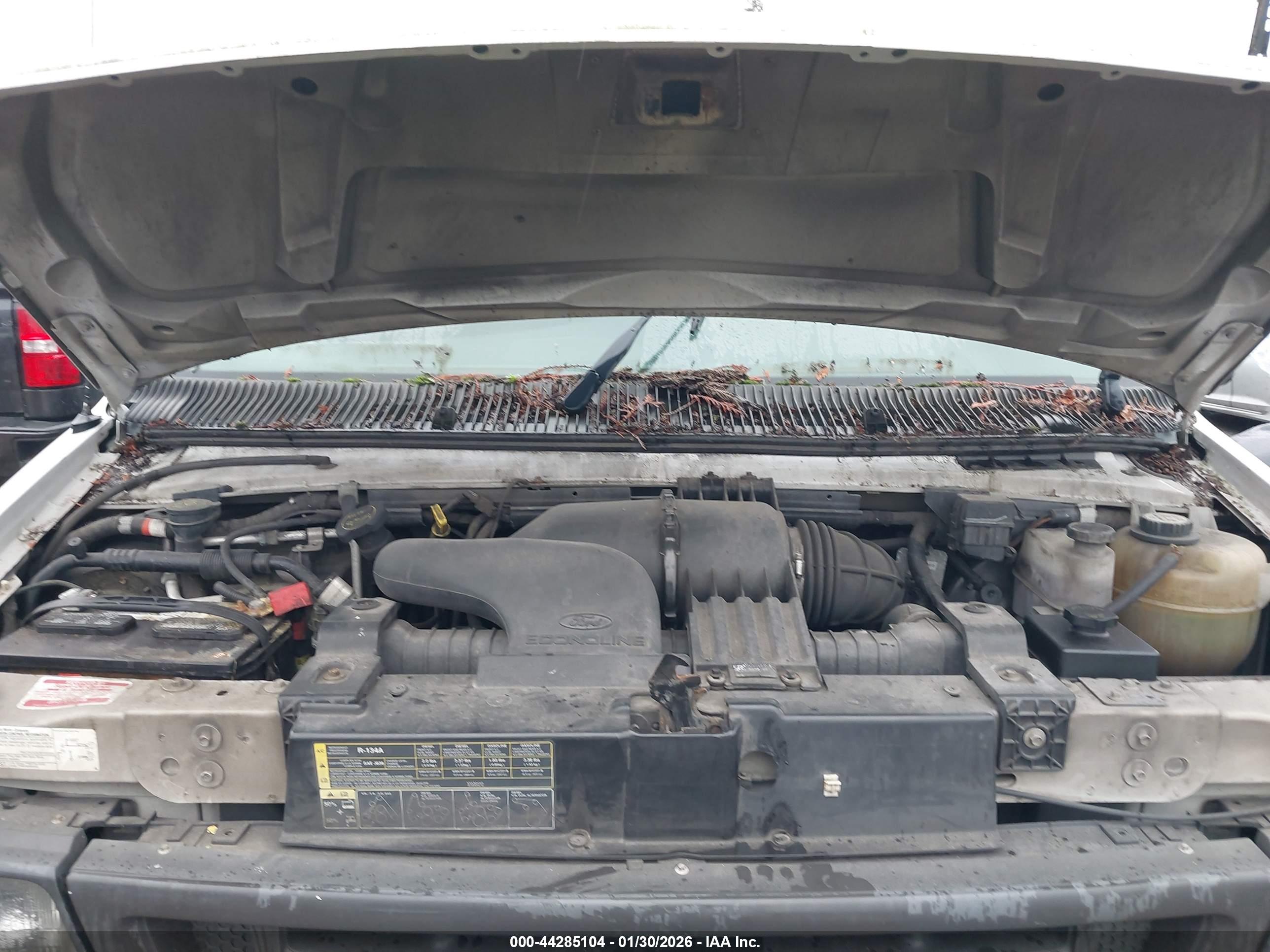 FORD E-250 image 10