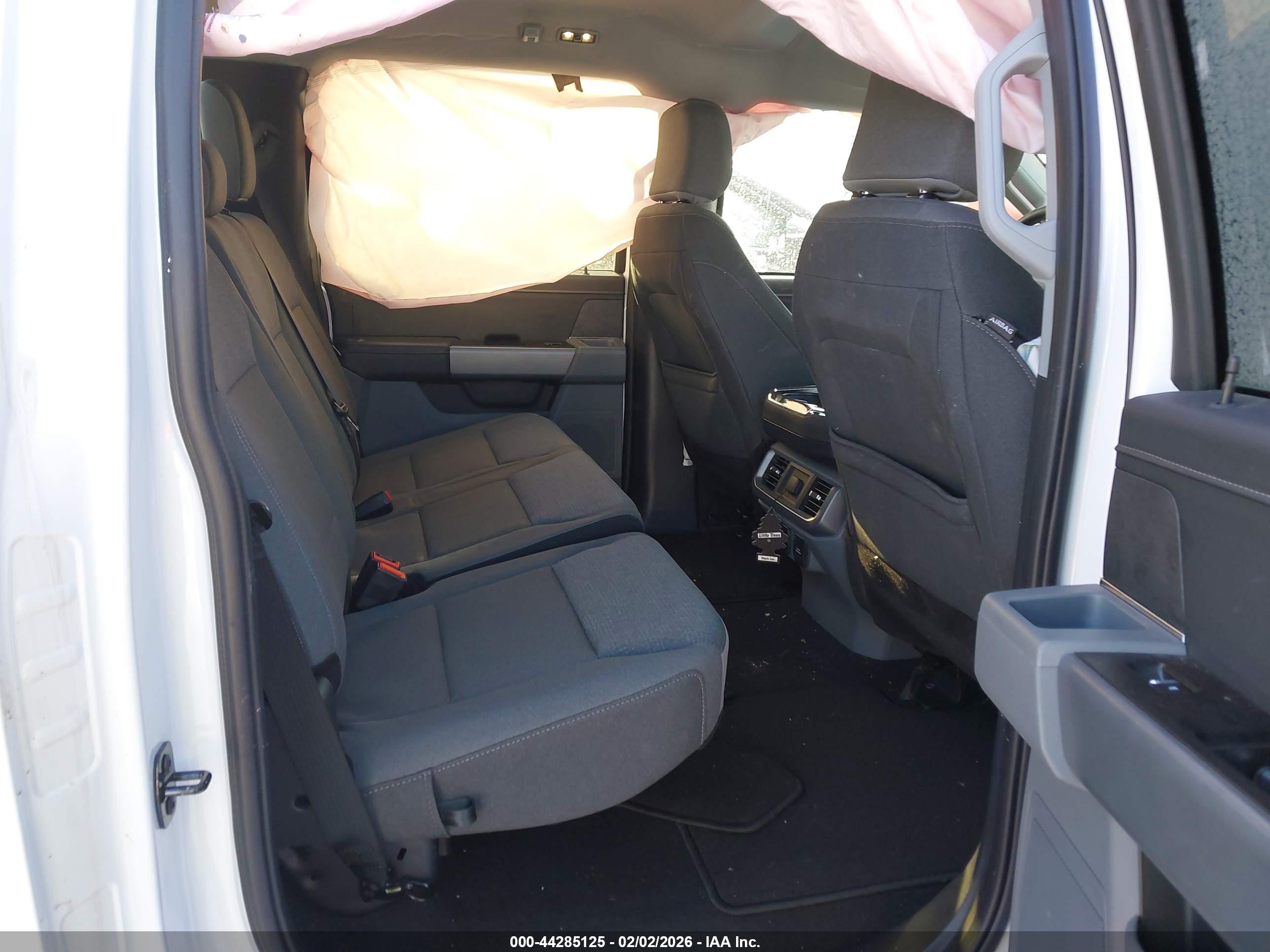 FORD F-150 image 8