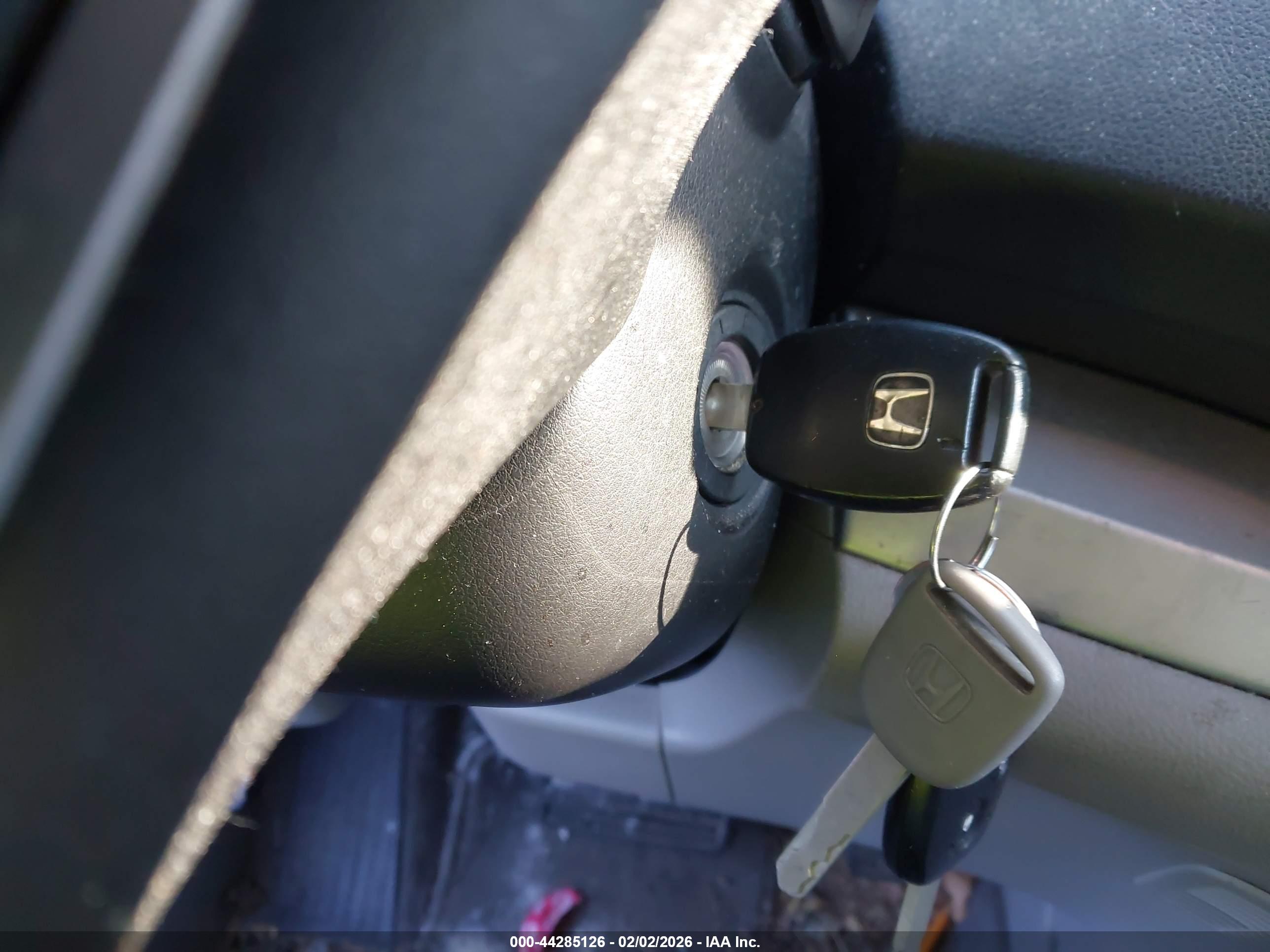 HONDA CR-V image 11