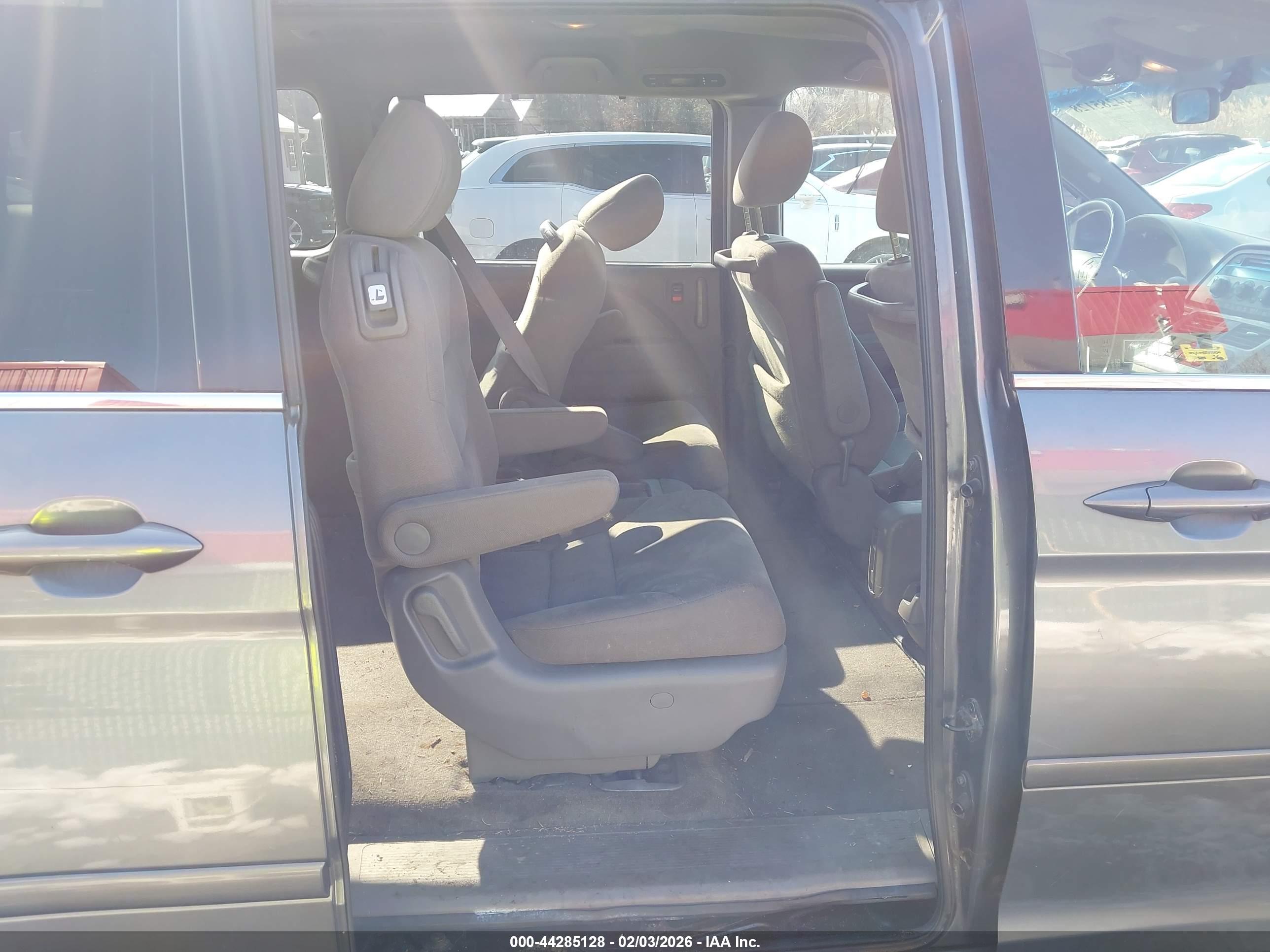 HONDA ODYSSEY image 8