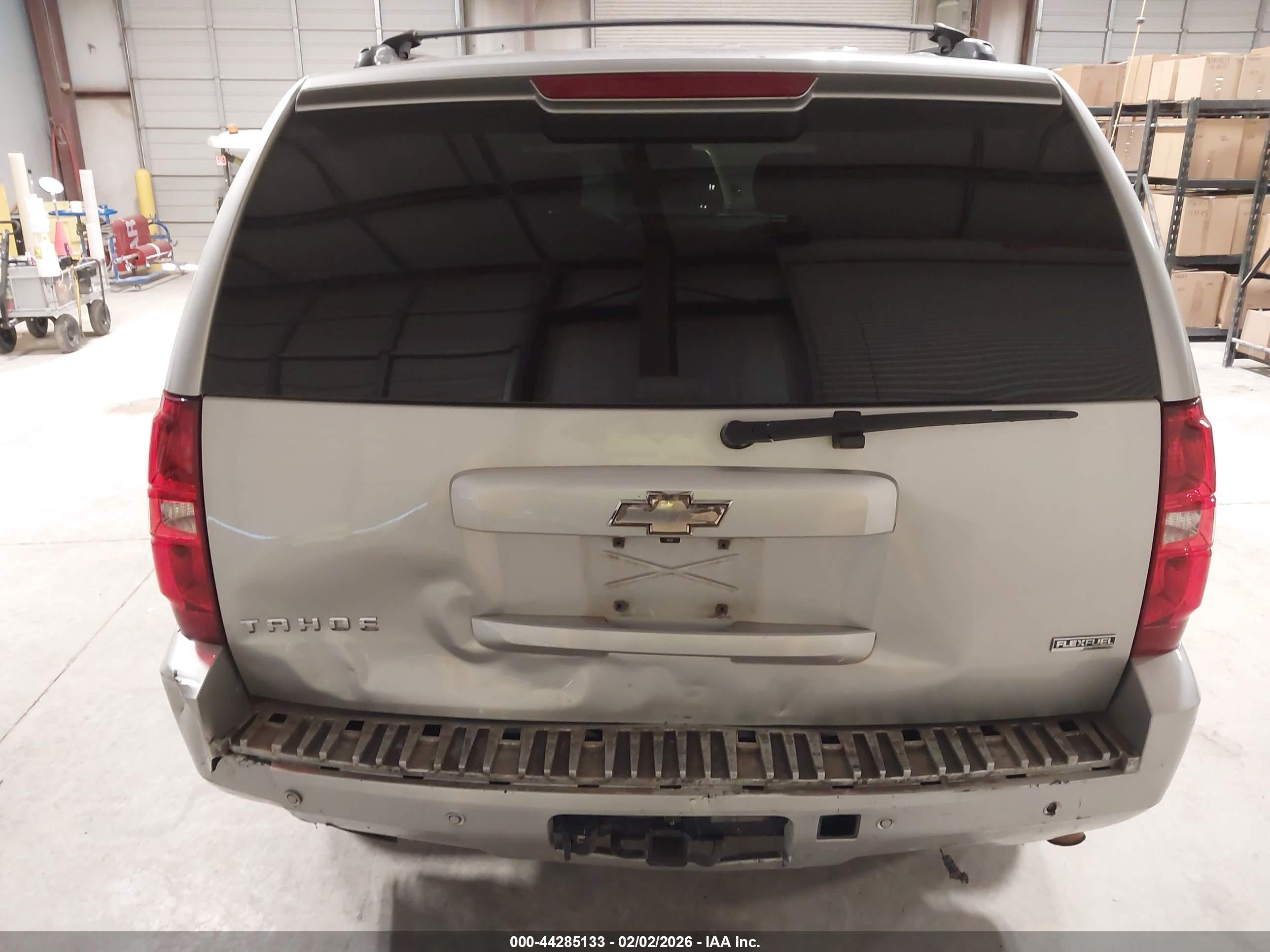 CHEVROLET TAHOE image 6