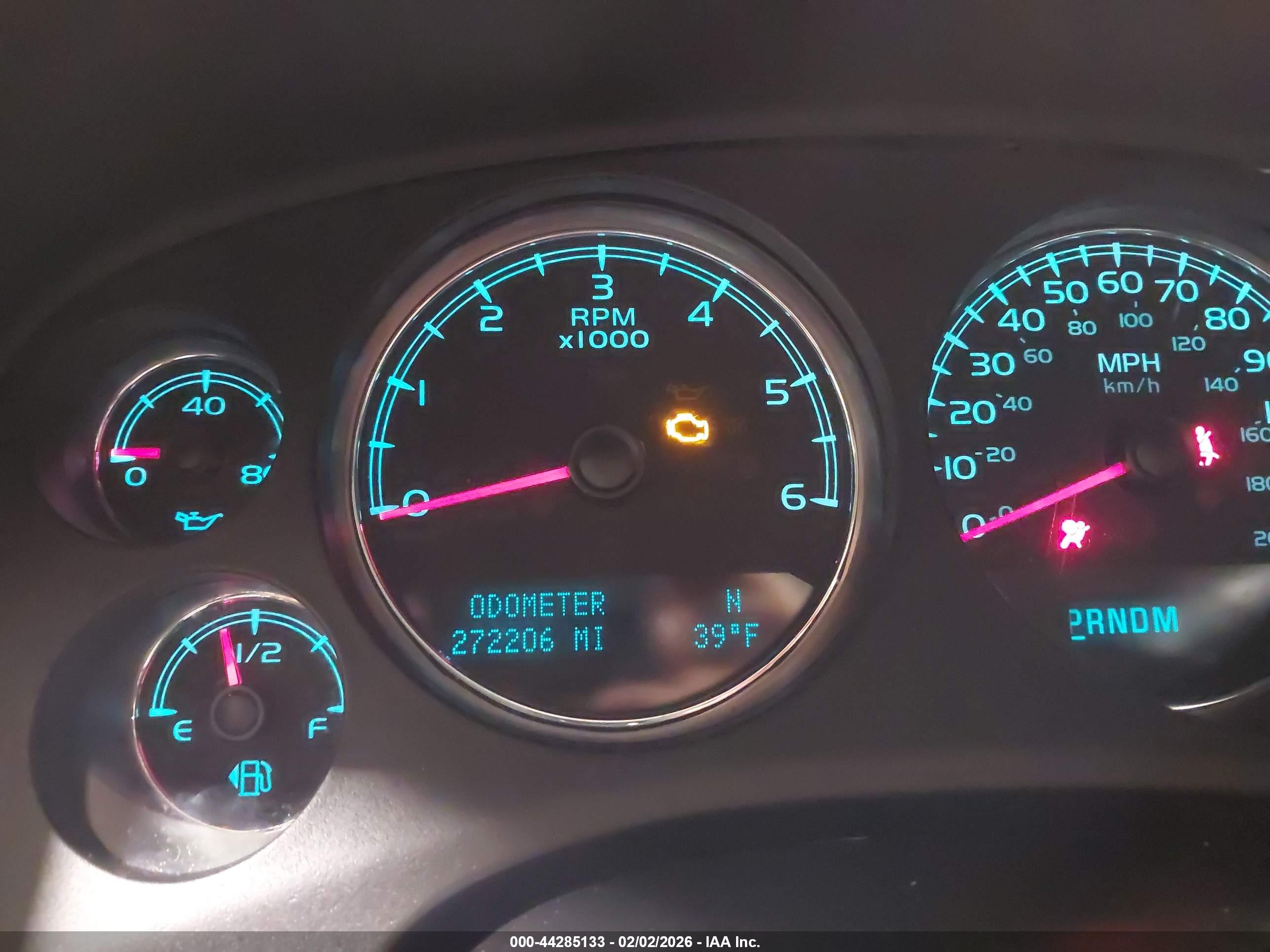 CHEVROLET TAHOE image 7