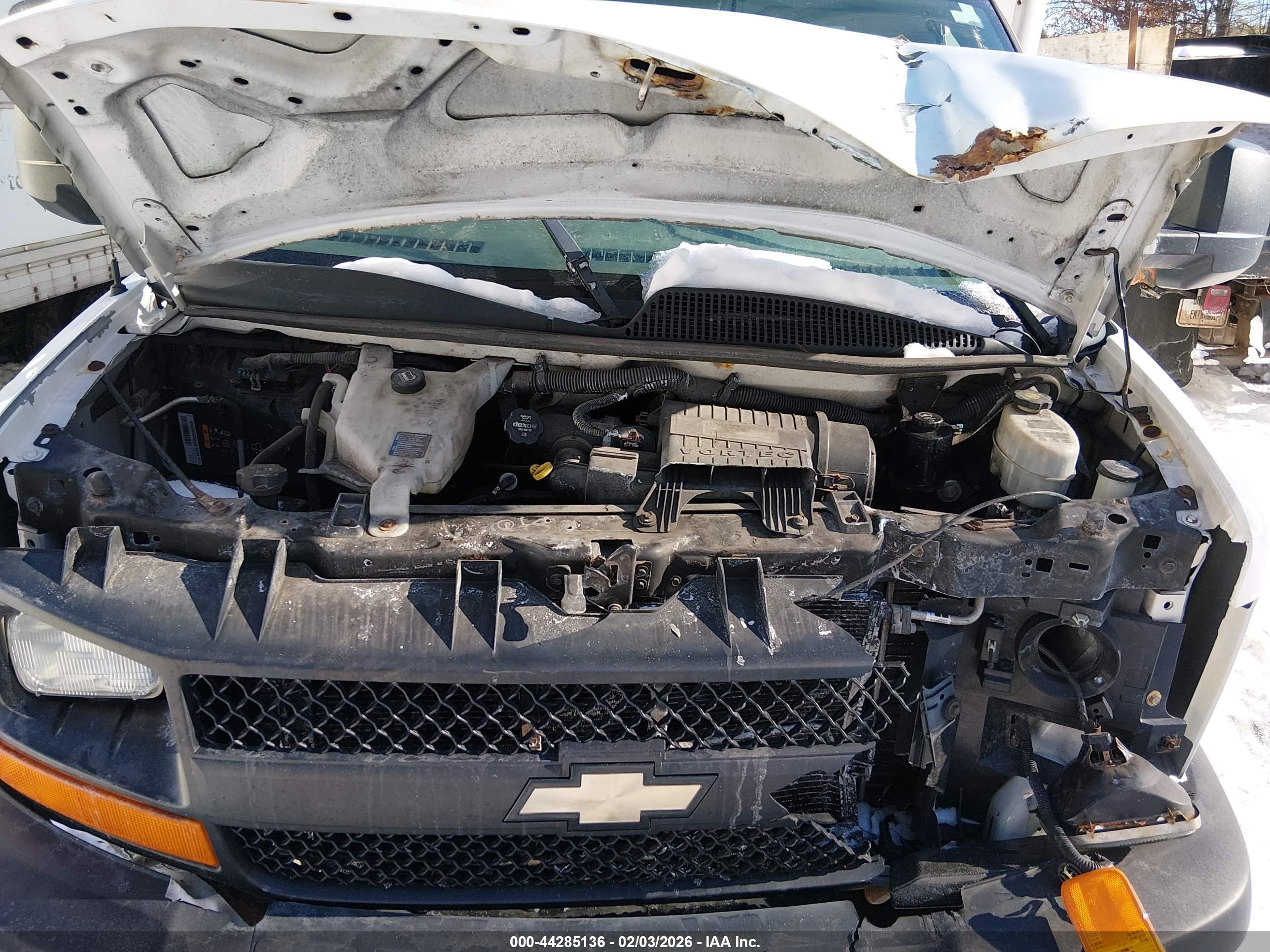 CHEVROLET EXPRESS image 10