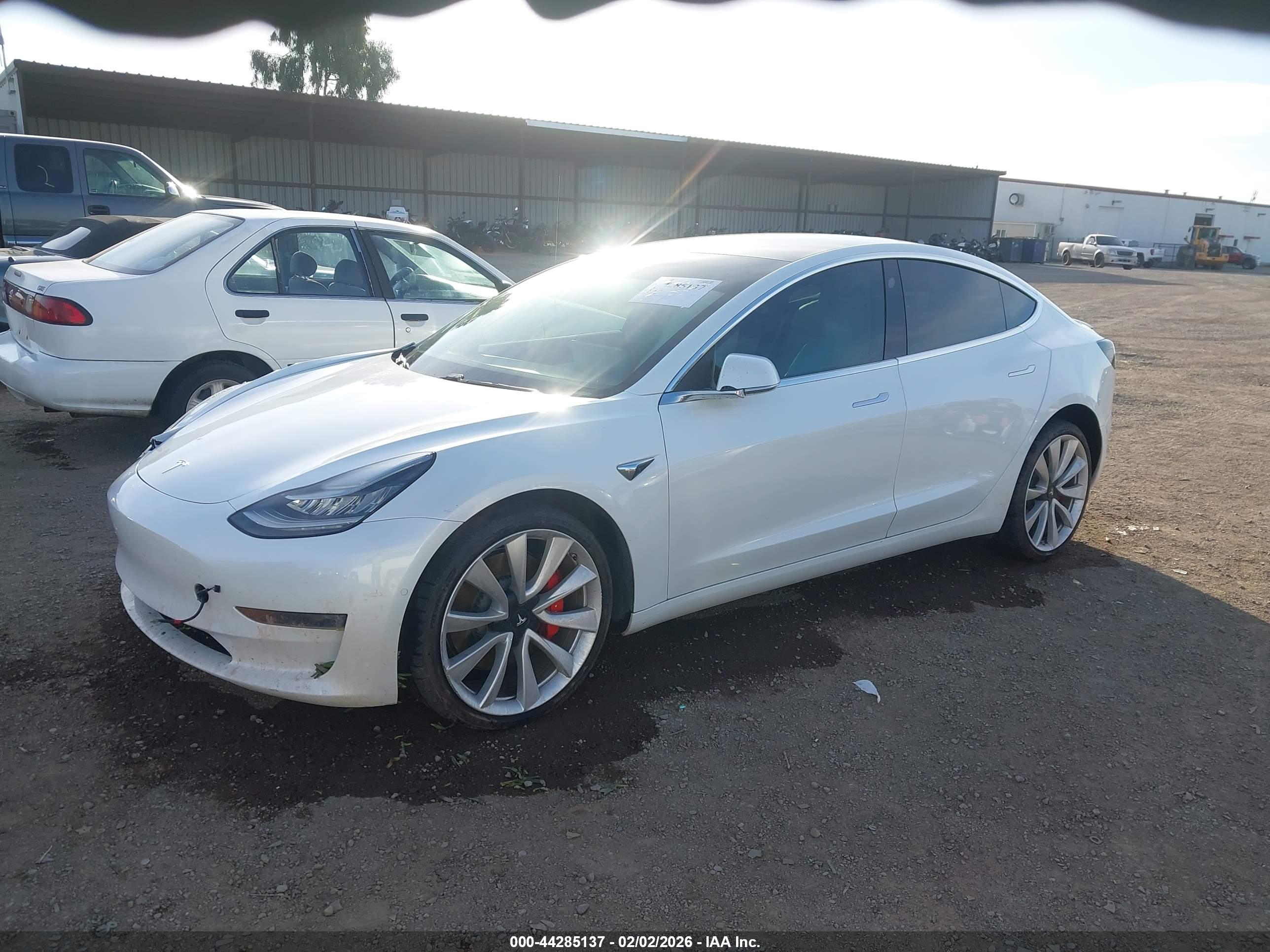 TESLA MODEL image 2
