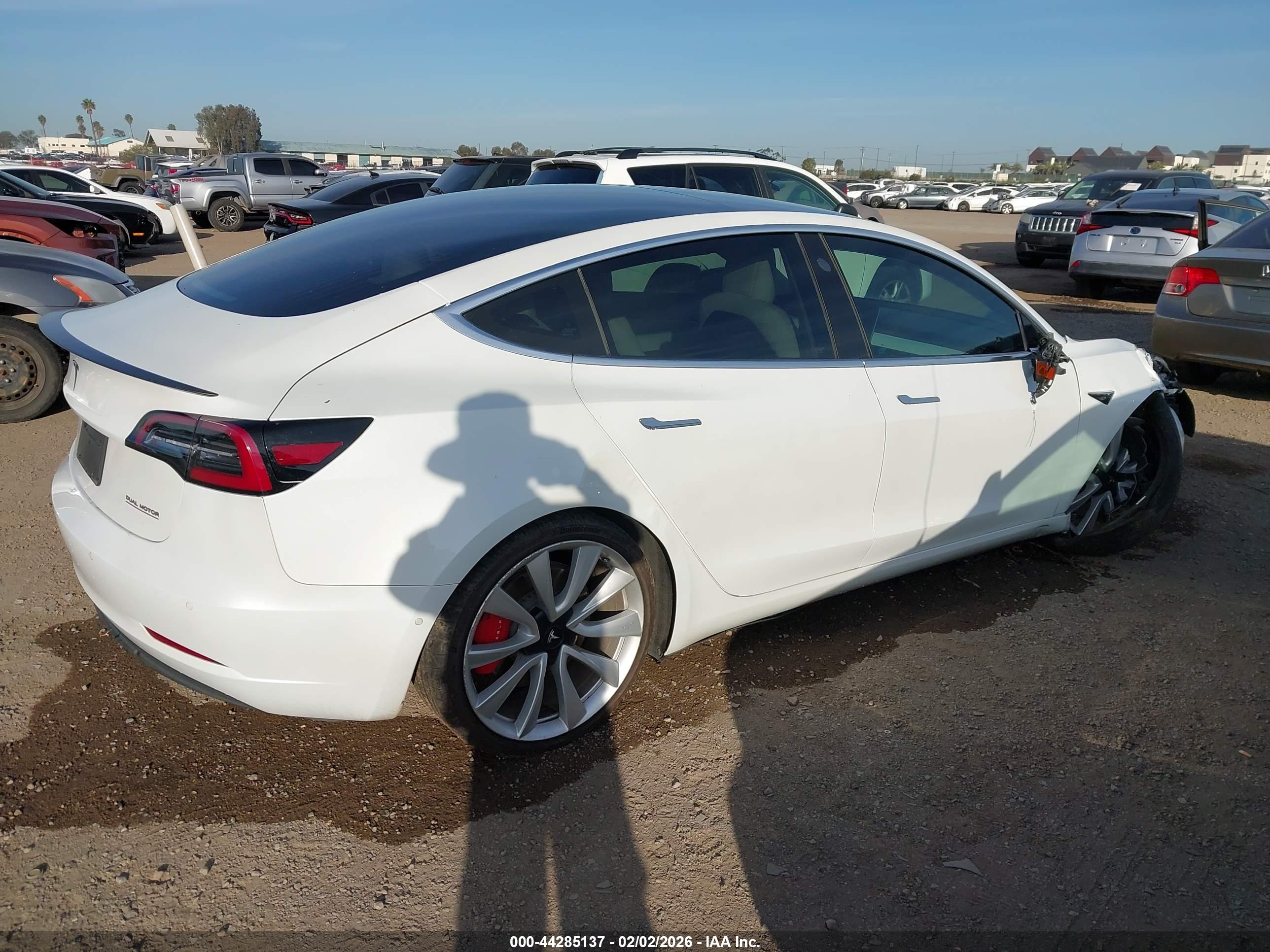 TESLA MODEL image 4