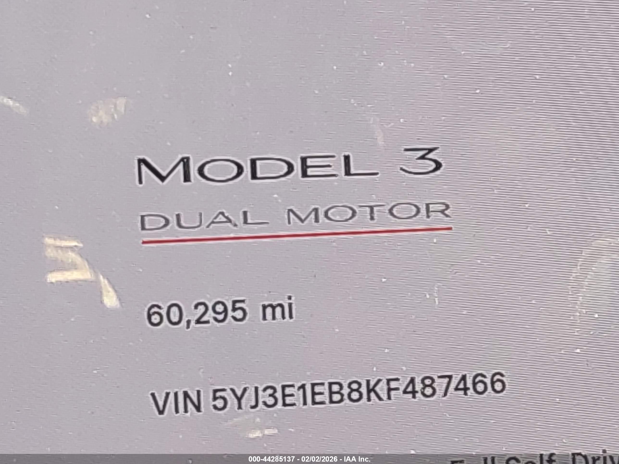 TESLA MODEL image 7