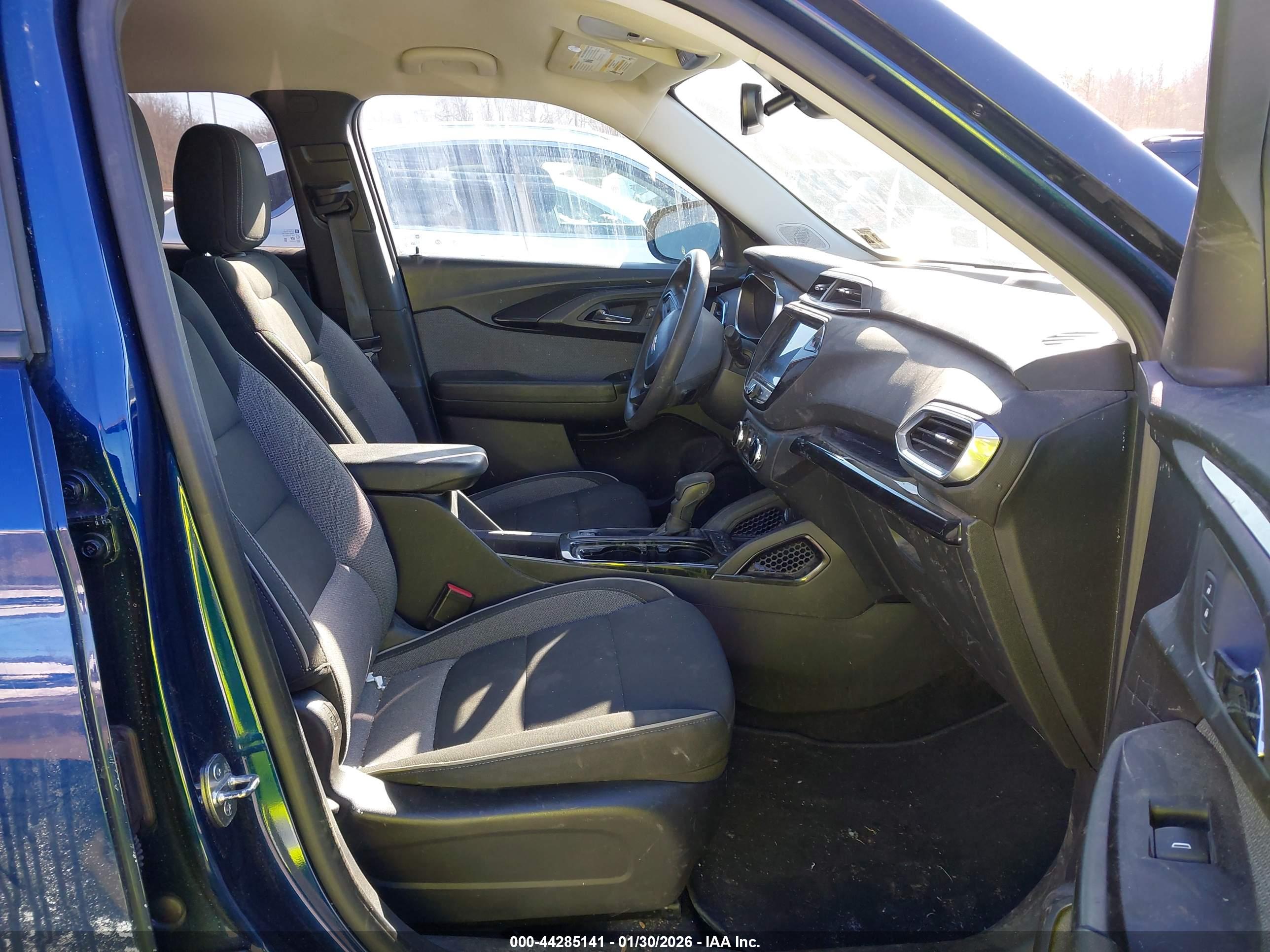 CHEVROLET TRAILBLAZER image 5