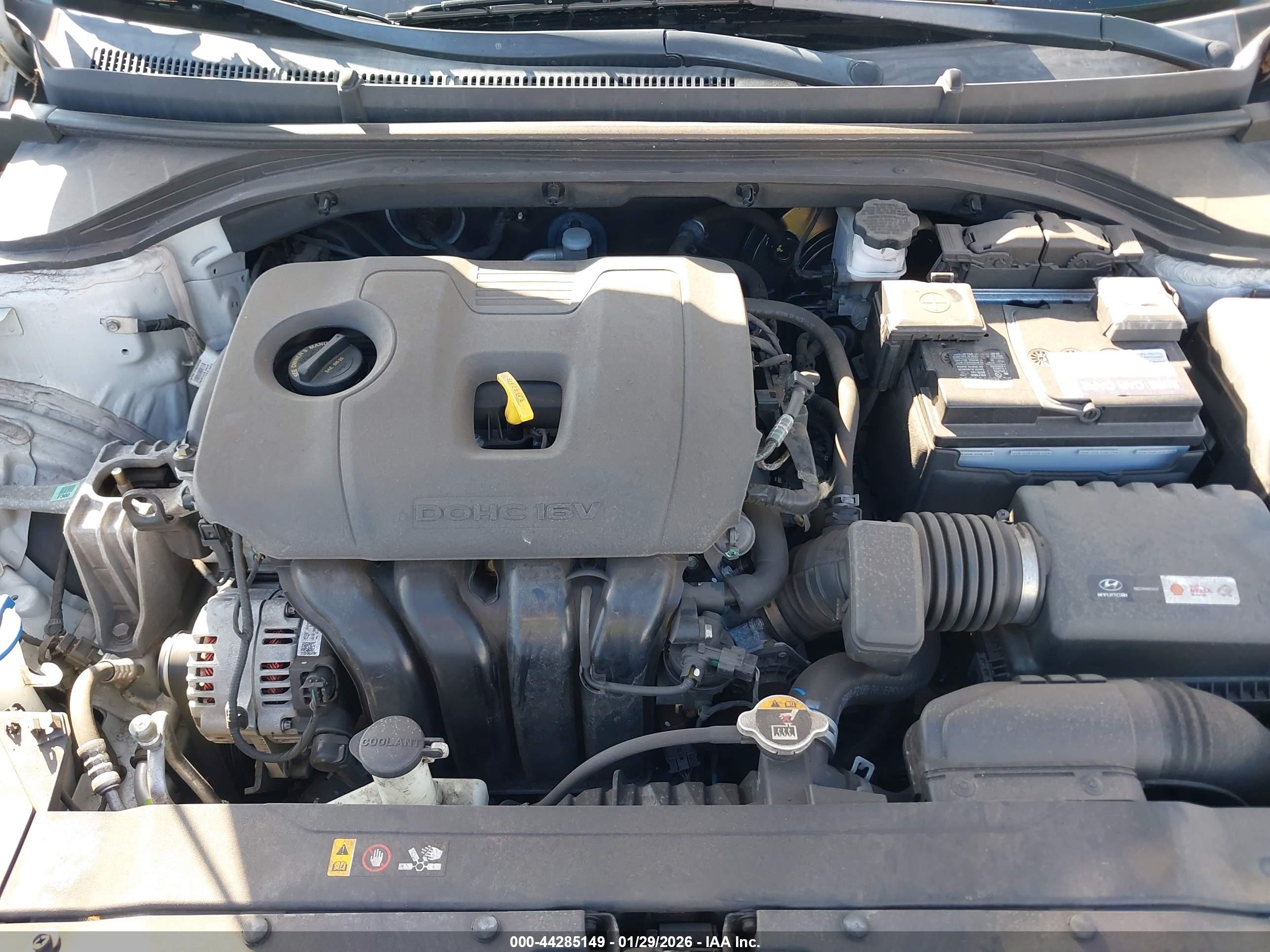HYUNDAI ELANTRA image 10