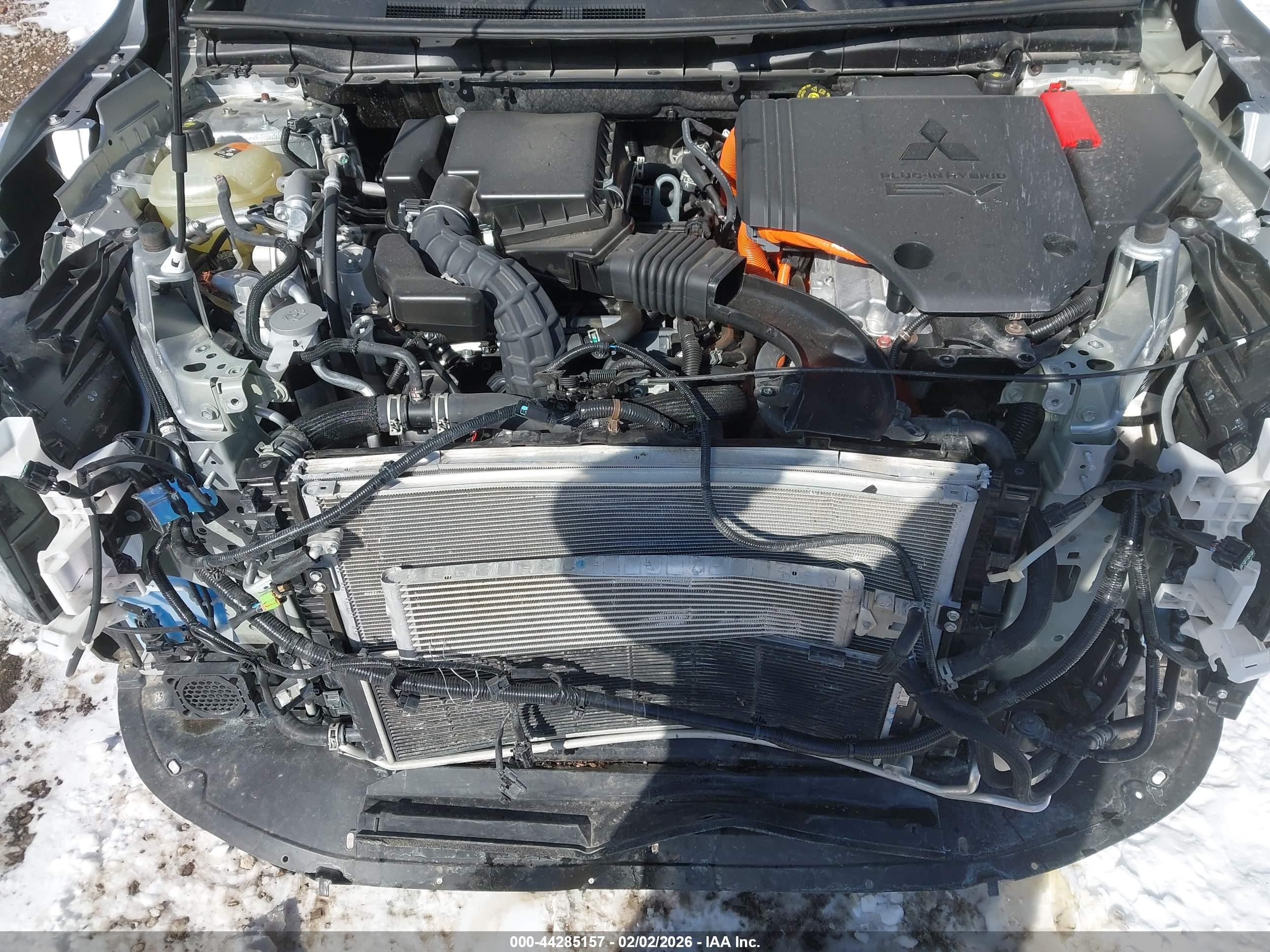 MITSUBISHI OUTLANDER image 10