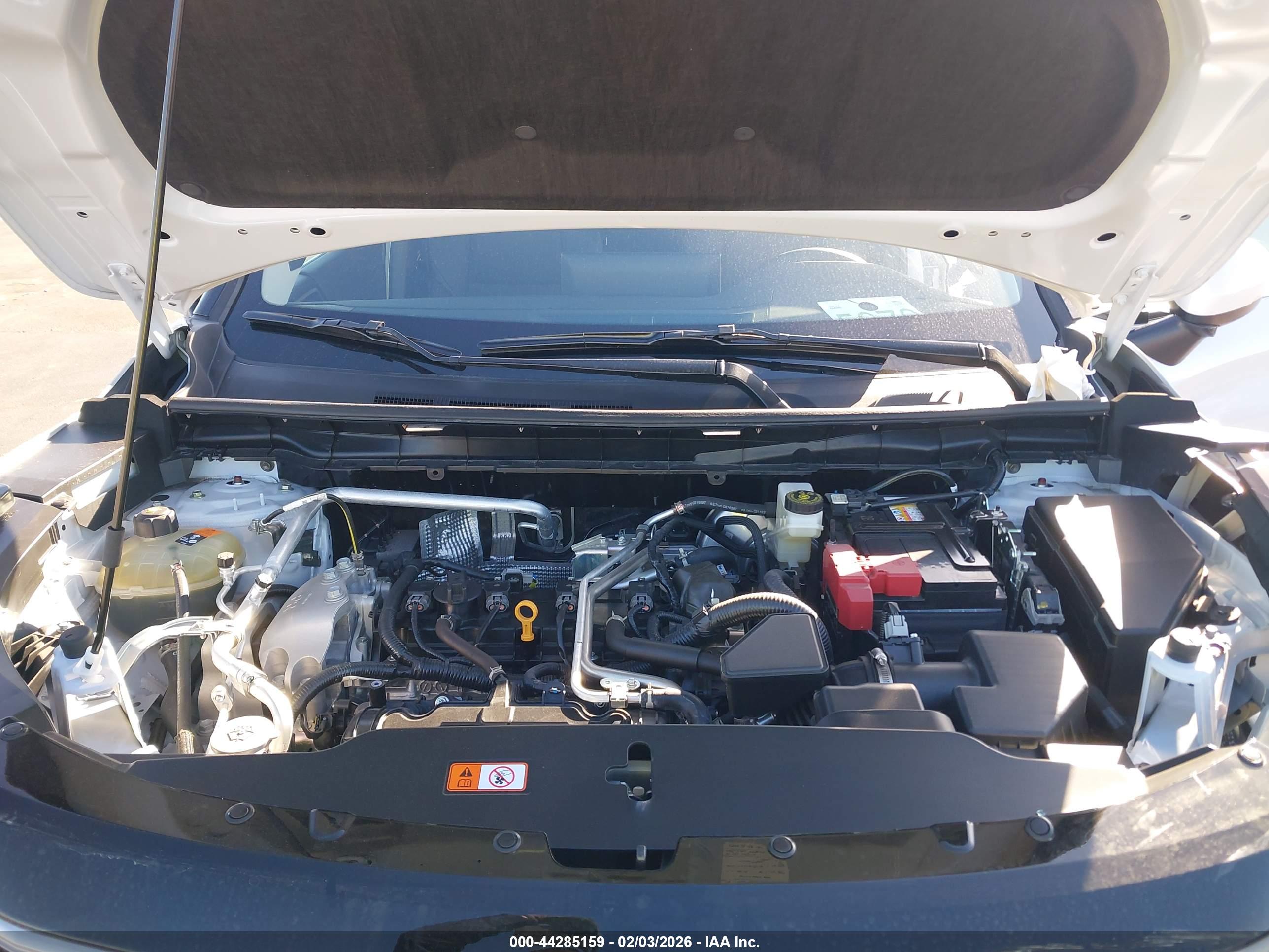 MITSUBISHI OUTLANDER image 10