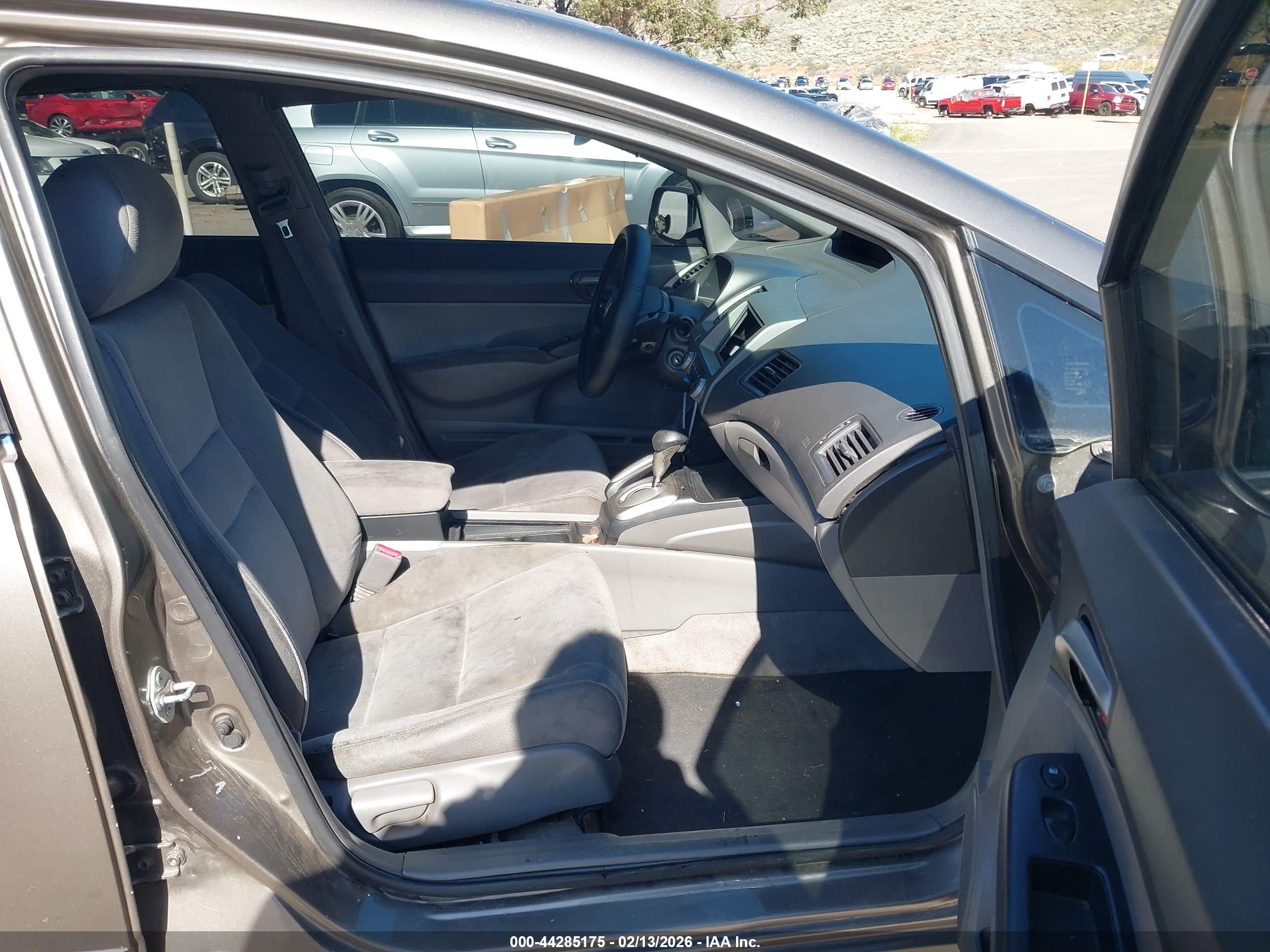 HONDA CIVIC image 5