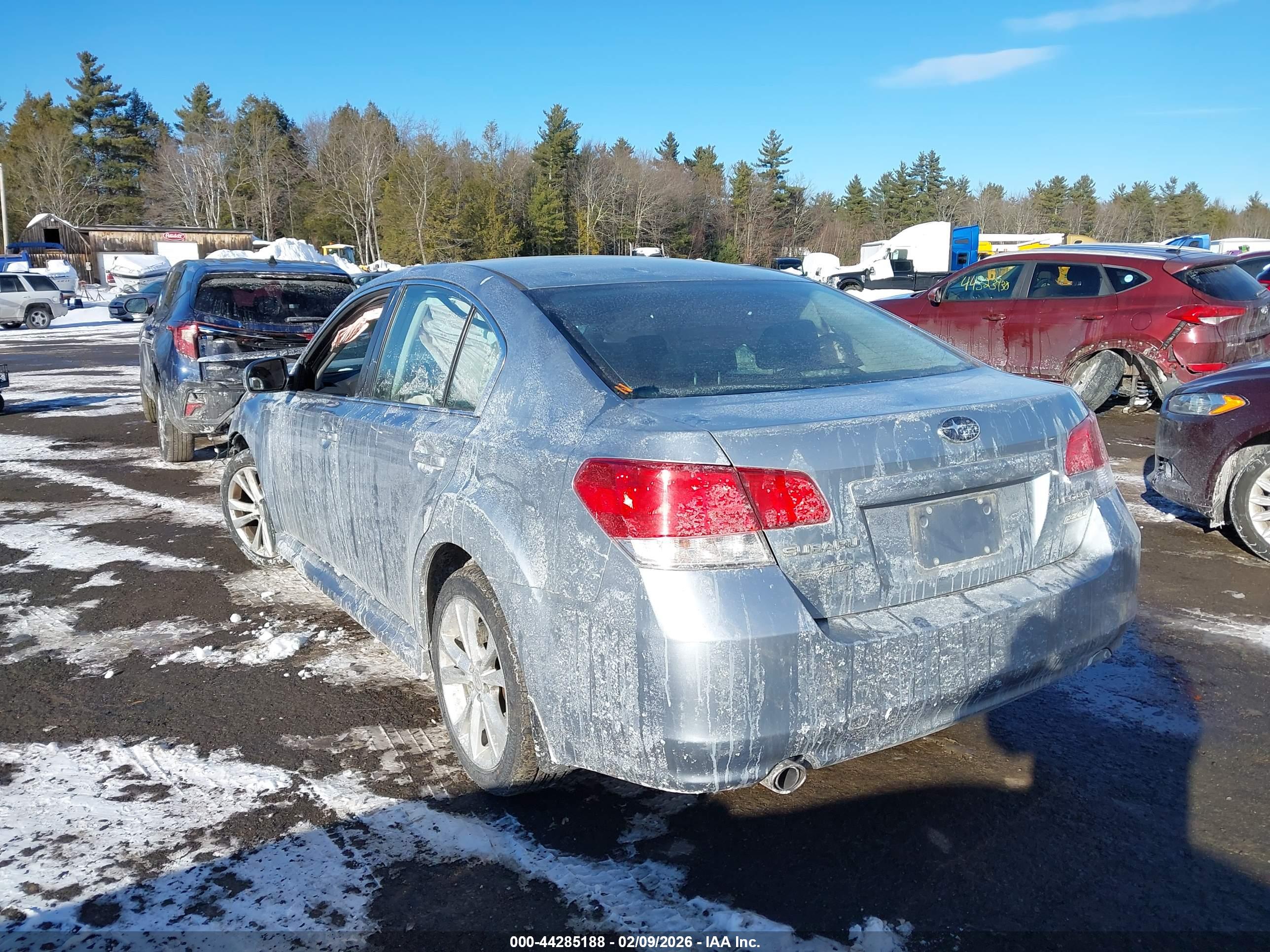 SUBARU LEGACY image 3