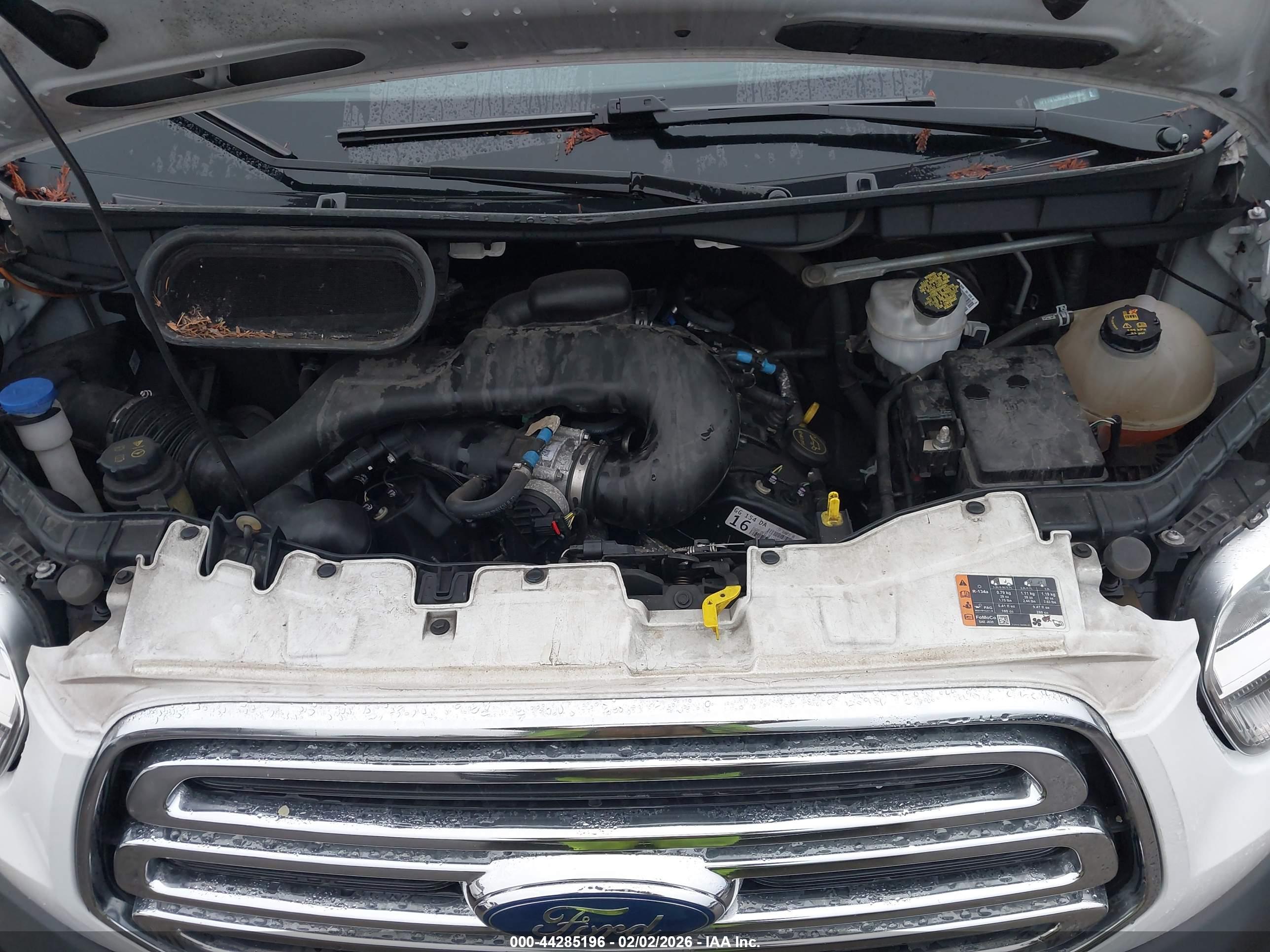 FORD TRANSIT-250 image 10