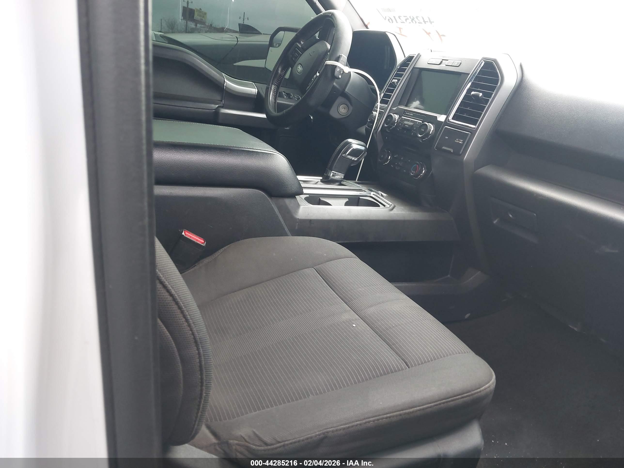 FORD F-150 image 5